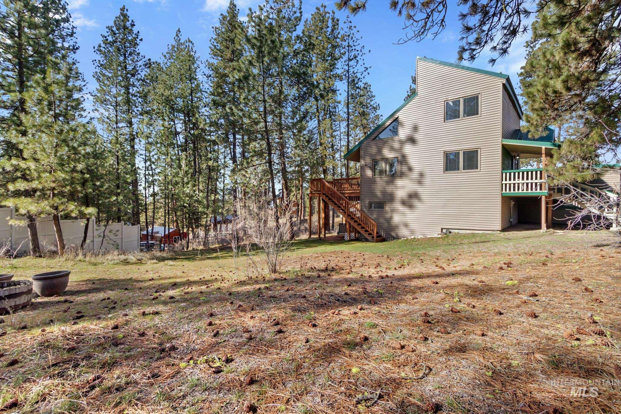 7 Elderberry Circle, Idaho City, Idaho 83631, 3 Bedrooms, 2 Bathrooms, Residential For Sale, Price $529,000,MLS 98976912