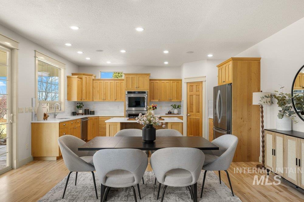 12803 N Schicks Ridge Road, Boise, Idaho 83714, 3 Bedrooms, 2.5 Bathrooms, Residential For Sale, Price $925,000, 98976915