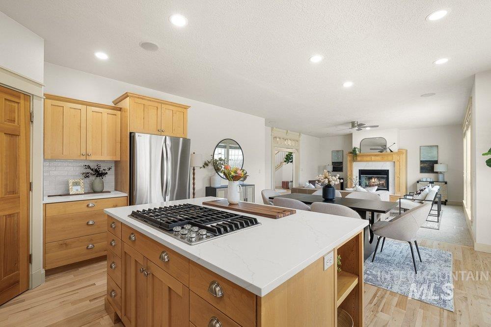 12803 N Schicks Ridge Road, Boise, Idaho 83714, 3 Bedrooms, 2.5 Bathrooms, Residential For Sale, Price $925,000, 98976915