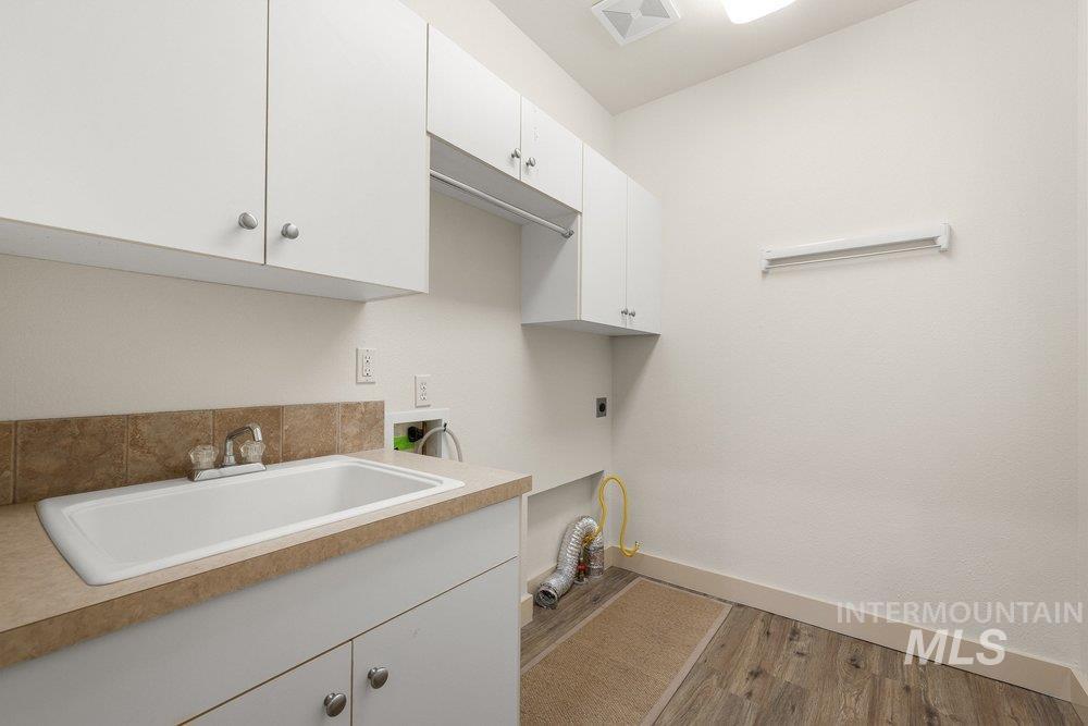 12803 N Schicks Ridge Road, Boise, Idaho 83714, 3 Bedrooms, 2.5 Bathrooms, Residential For Sale, Price $925,000, 98976915