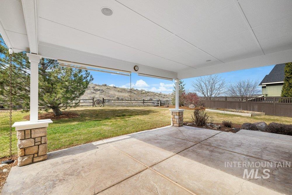 12803 N Schicks Ridge Road, Boise, Idaho 83714, 3 Bedrooms, 2.5 Bathrooms, Residential For Sale, Price $925,000, 98976915