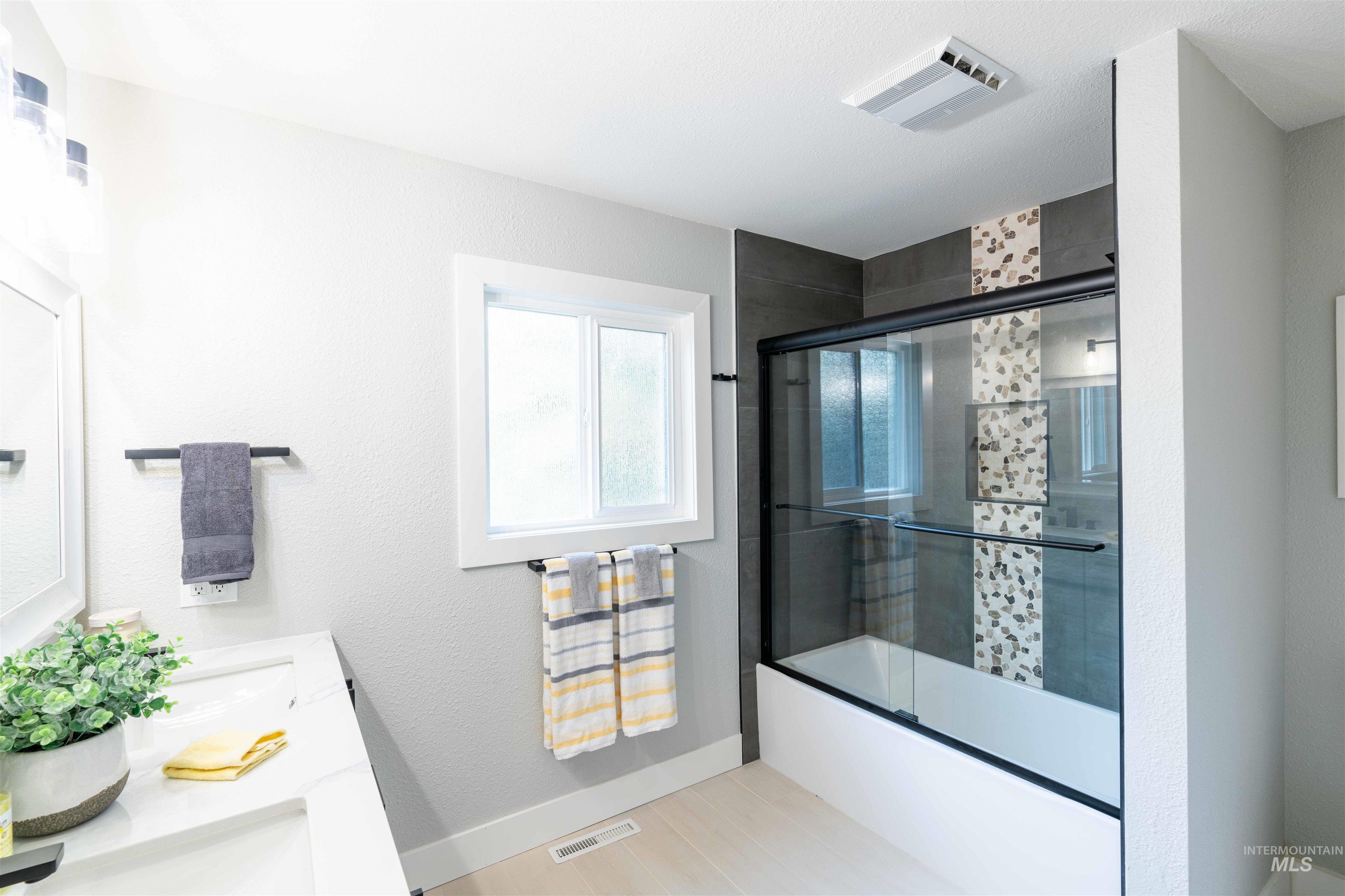 16103 S Kimball, Caldwell, Idaho 83607, 5 Bedrooms, 2.5 Bathrooms, Residential For Sale, Price $624,500,MLS 98976916