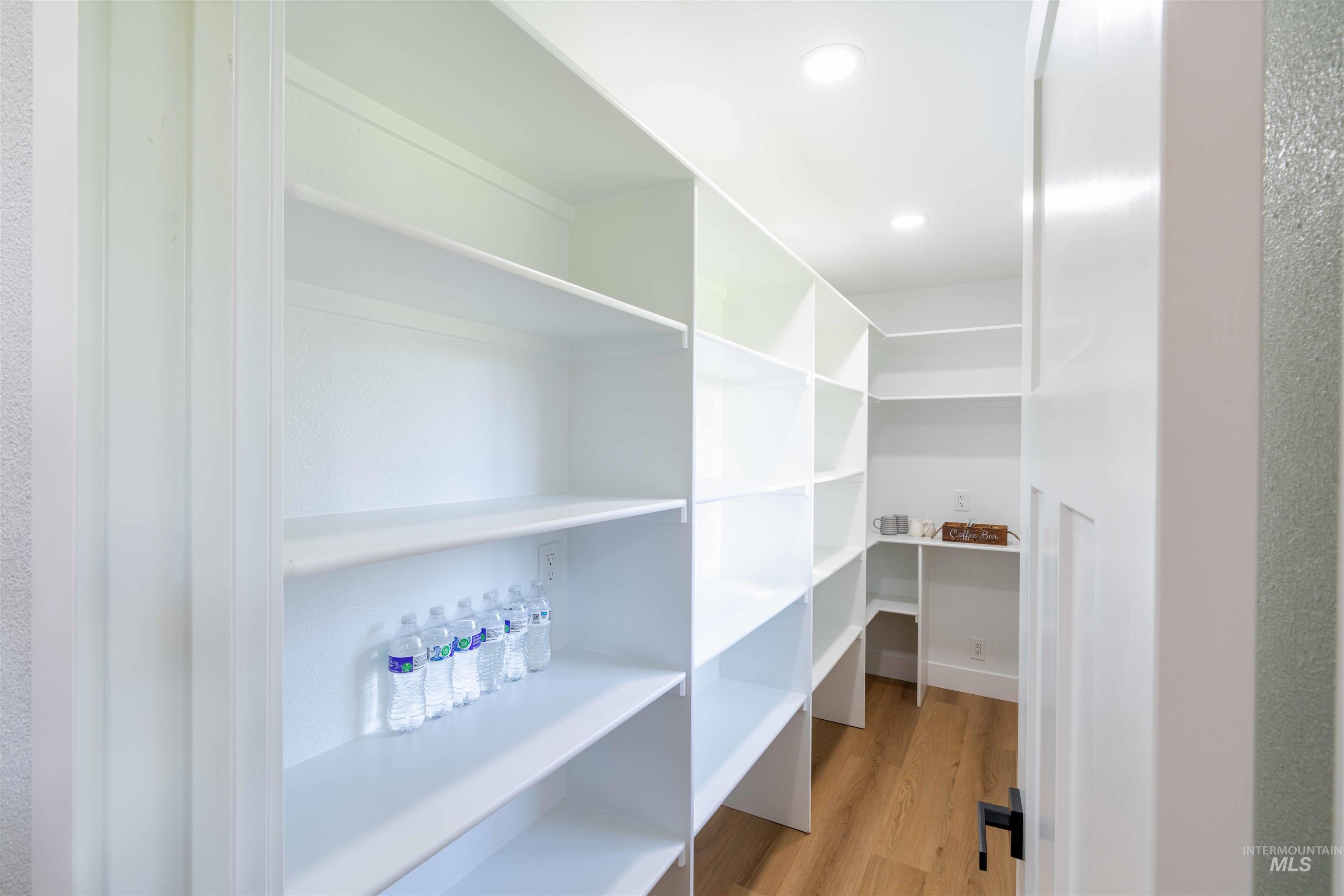 16103 S Kimball, Caldwell, Idaho 83607, 5 Bedrooms, 2.5 Bathrooms, Residential For Sale, Price $624,500,MLS 98976916