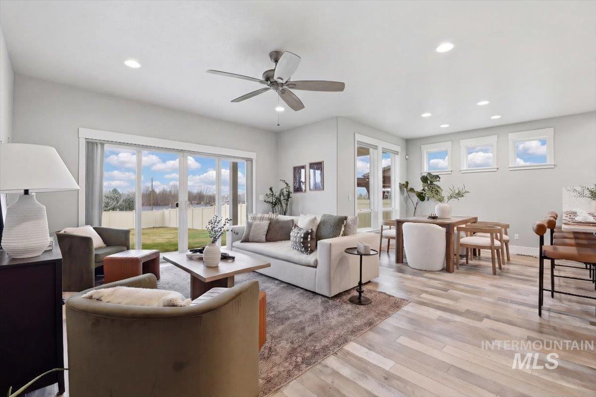 7691 W Hill Rd, Boise, Idaho 83714, 3 Bedrooms, 3 Bathrooms, Residential For Sale, Price $750,000,MLS 98976918