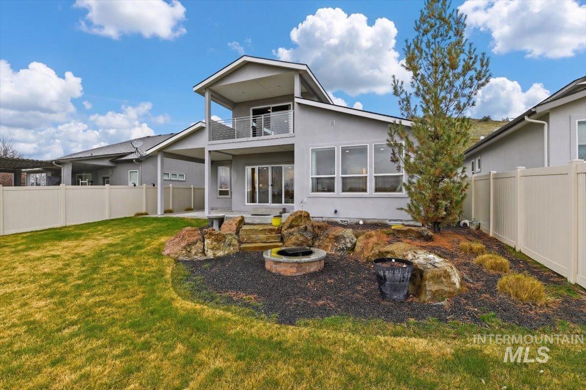 7691 W Hill Rd, Boise, Idaho 83714, 3 Bedrooms, 3 Bathrooms, Residential For Sale, Price $750,000,MLS 98976918