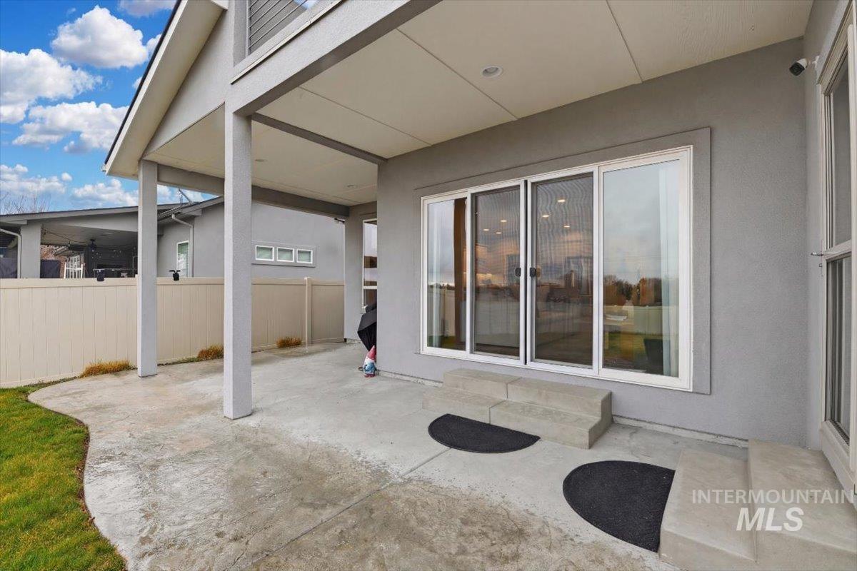 7691 W Hill Rd, Boise, Idaho 83714, 3 Bedrooms, 3 Bathrooms, Residential For Sale, Price $750,000,MLS 98976918