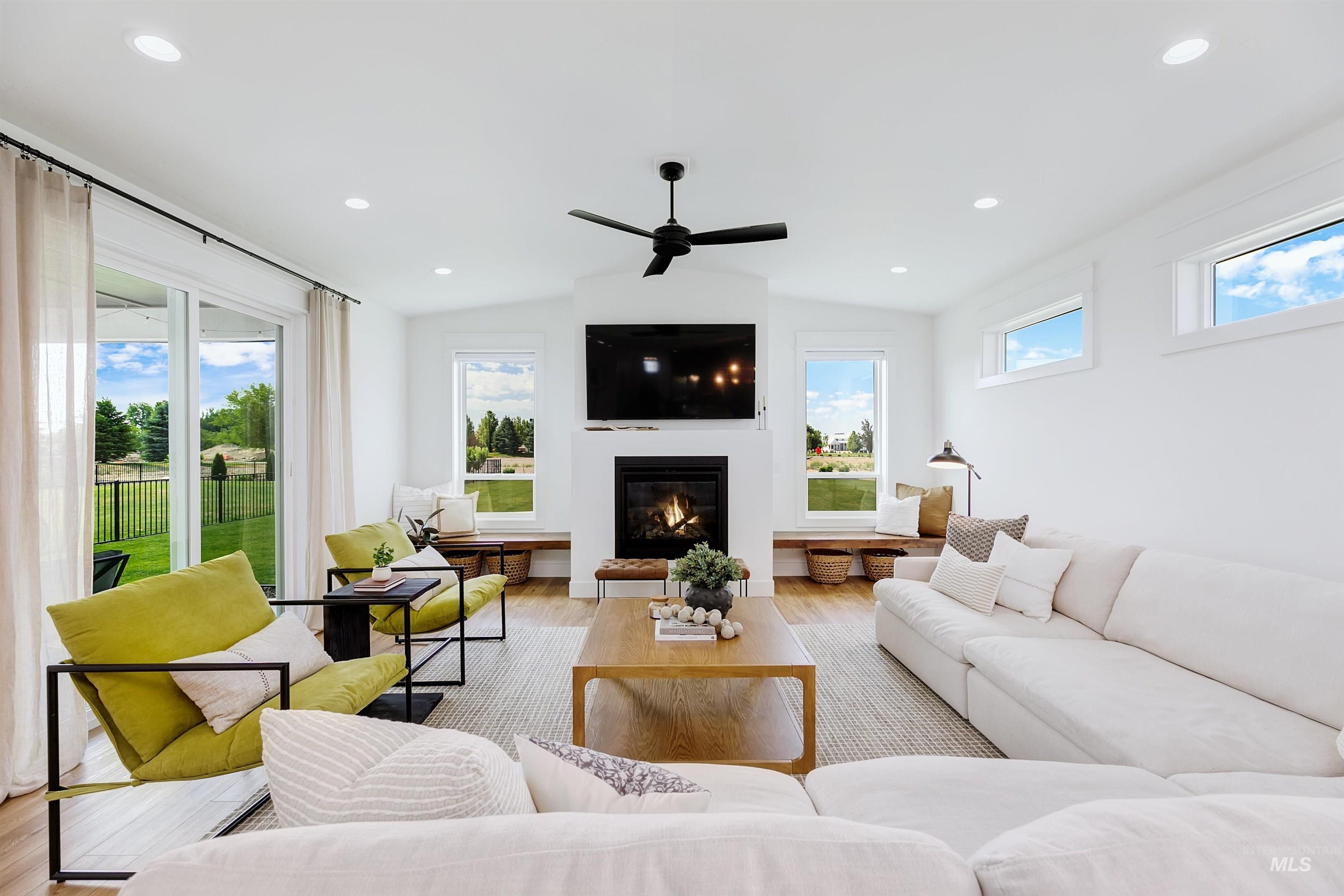 6299 Chateau Ct, Star, Idaho 83669, 3 Bedrooms, 2.5 Bathrooms, Residential For Sale, Price $739,900,MLS 98976921