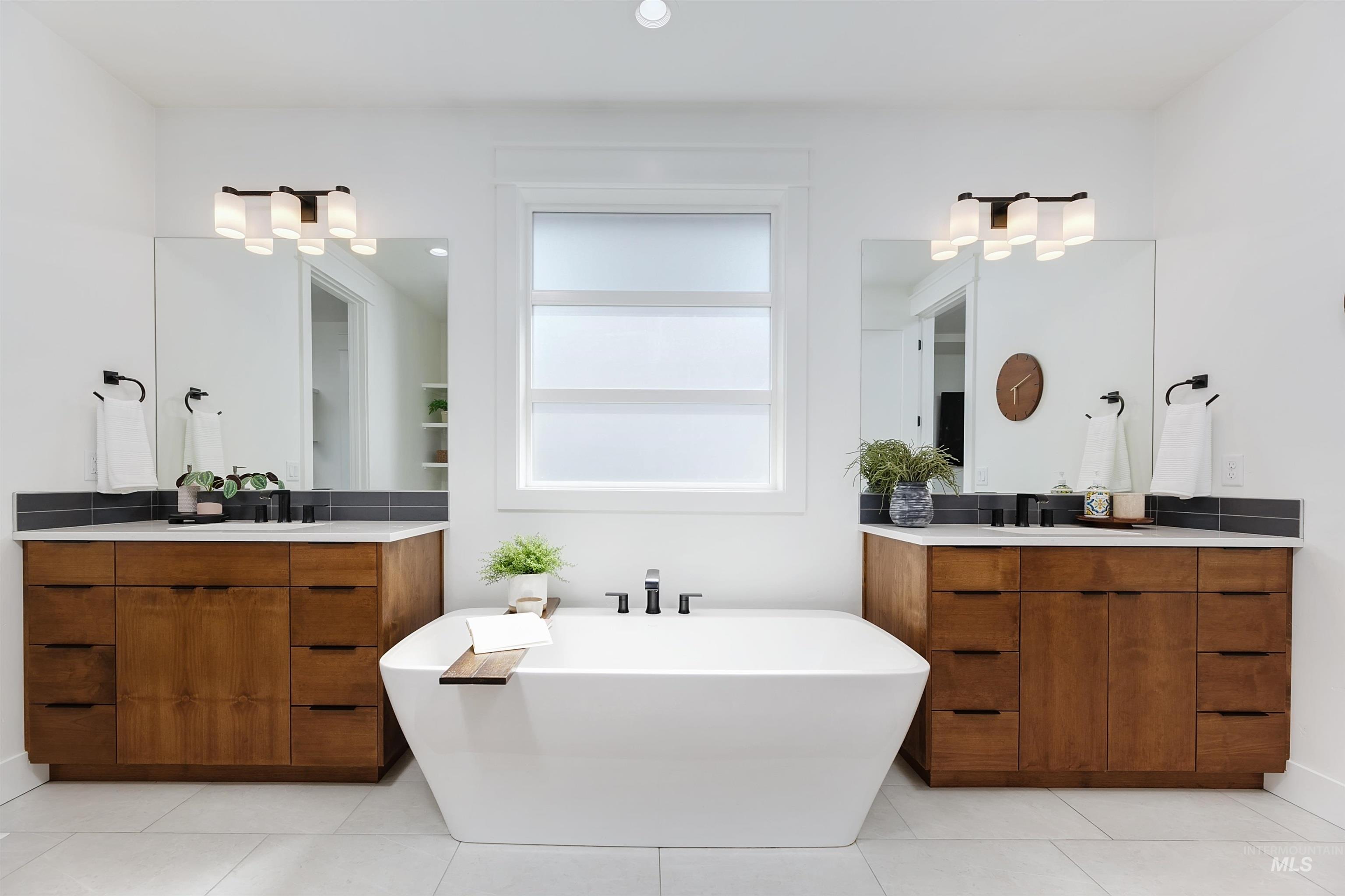 6299 Chateau Ct, Star, Idaho 83669, 3 Bedrooms, 2.5 Bathrooms, Residential For Sale, Price $739,900,MLS 98976921