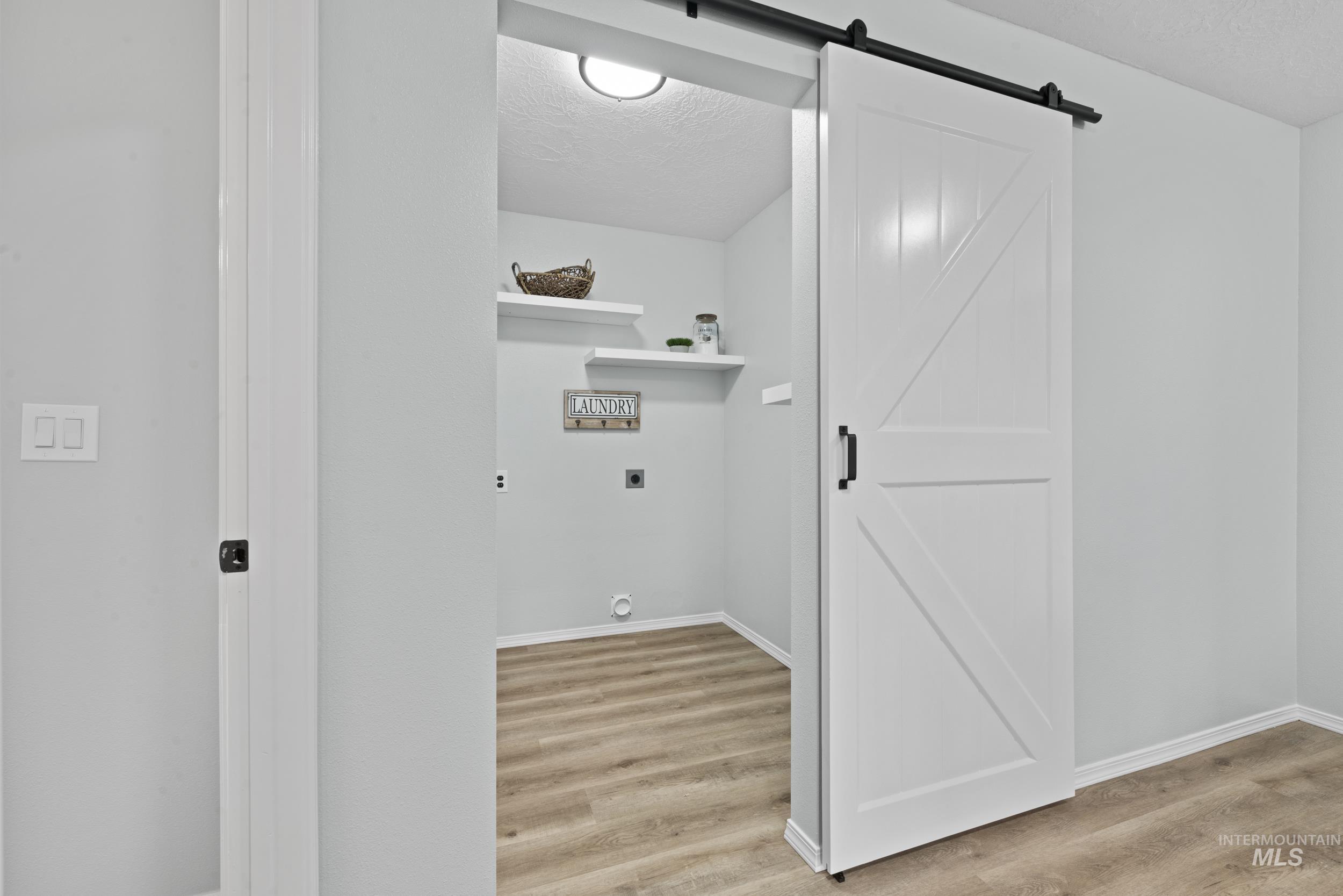 2257 W Pebblestone St, Meridian, Idaho 83646-8229, 4 Bedrooms, 3 Bathrooms, Residential For Sale, Price $605,700,MLS 98976924