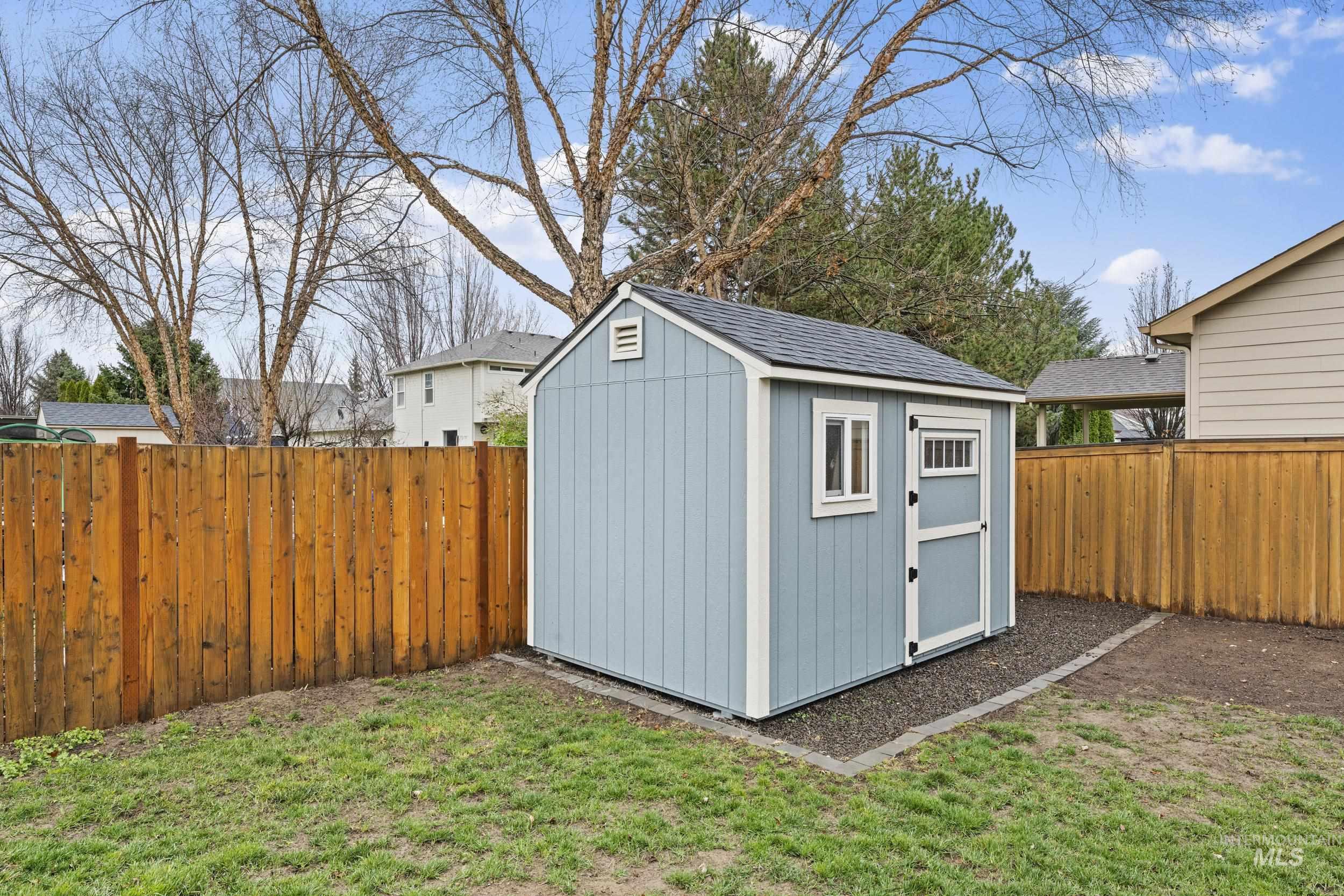 2257 W Pebblestone St, Meridian, Idaho 83646-8229, 4 Bedrooms, 3 Bathrooms, Residential For Sale, Price $605,700,MLS 98976924