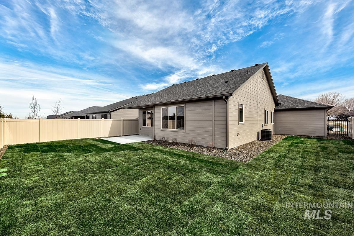 7015 S Skybreak Lane, Meridian, Idaho 83642, 3 Bedrooms, 2 Bathrooms, Residential For Sale, Price $489,000,MLS 98976925