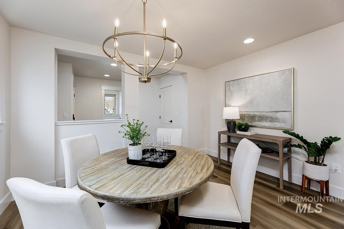 7015 S Skybreak Lane, Meridian, Idaho 83642, 3 Bedrooms, 2 Bathrooms, Residential For Sale, Price $489,000,MLS 98976925