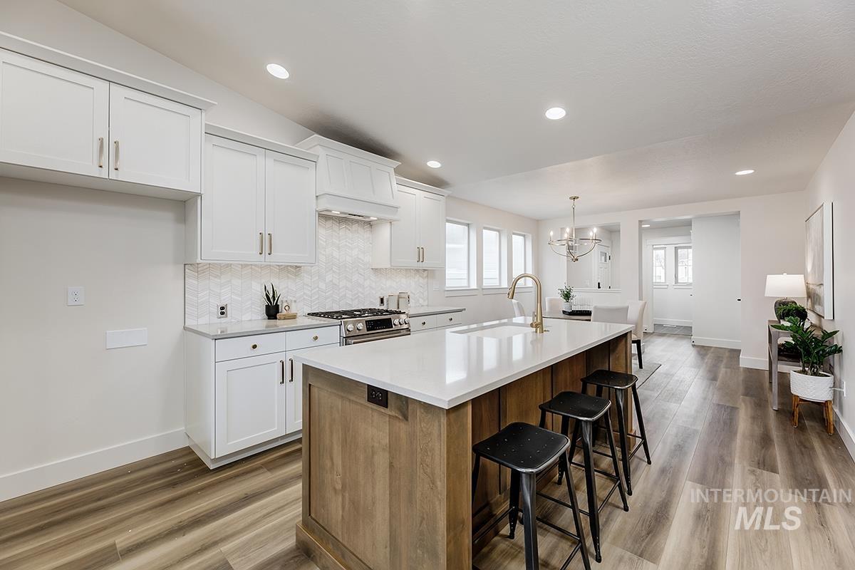 7015 S Skybreak Lane, Meridian, Idaho 83642, 3 Bedrooms, 2 Bathrooms, Residential For Sale, Price $489,000,MLS 98976925