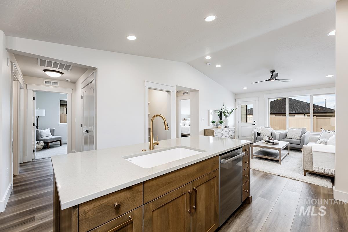 7015 S Skybreak Lane, Meridian, Idaho 83642, 3 Bedrooms, 2 Bathrooms, Residential For Sale, Price $489,000,MLS 98976925