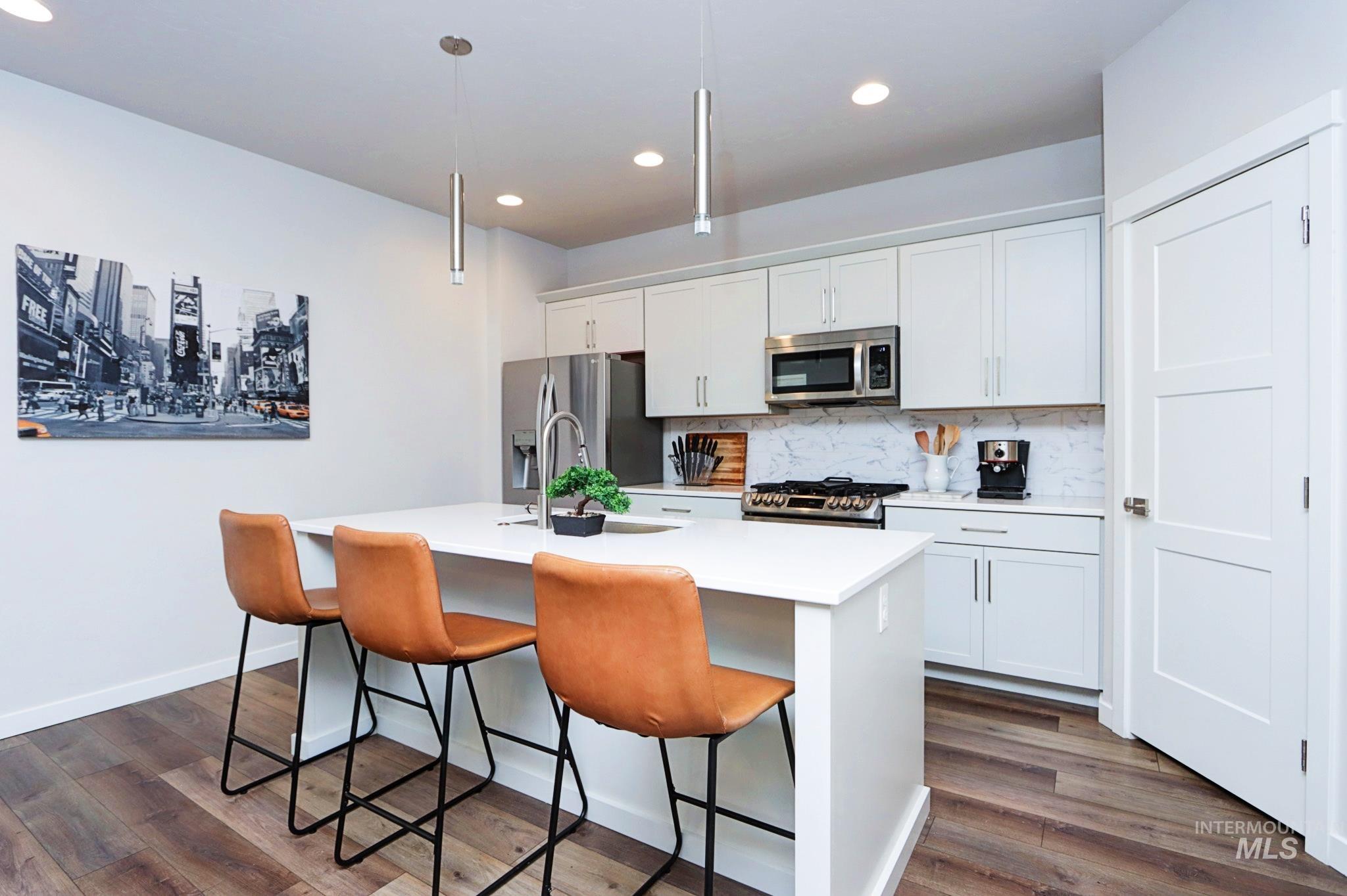 783 Bissett St., Meridian, Idaho 83642-256, 3 Bedrooms, 2.5 Bathrooms, Residential For Sale, Price $540,000,MLS 98976928