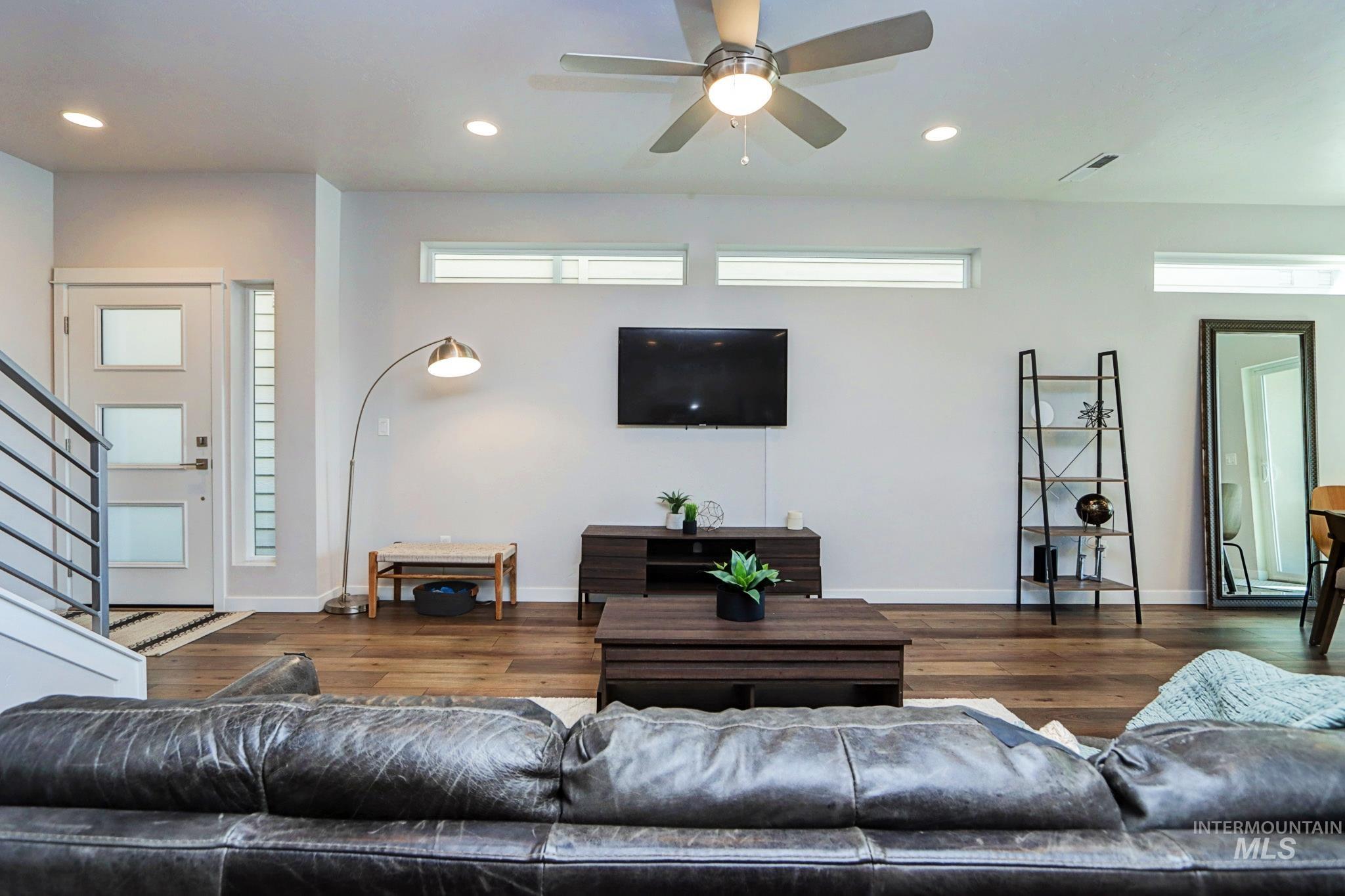 783 Bissett St., Meridian, Idaho 83642-256, 3 Bedrooms, 2.5 Bathrooms, Residential For Sale, Price $540,000,MLS 98976928