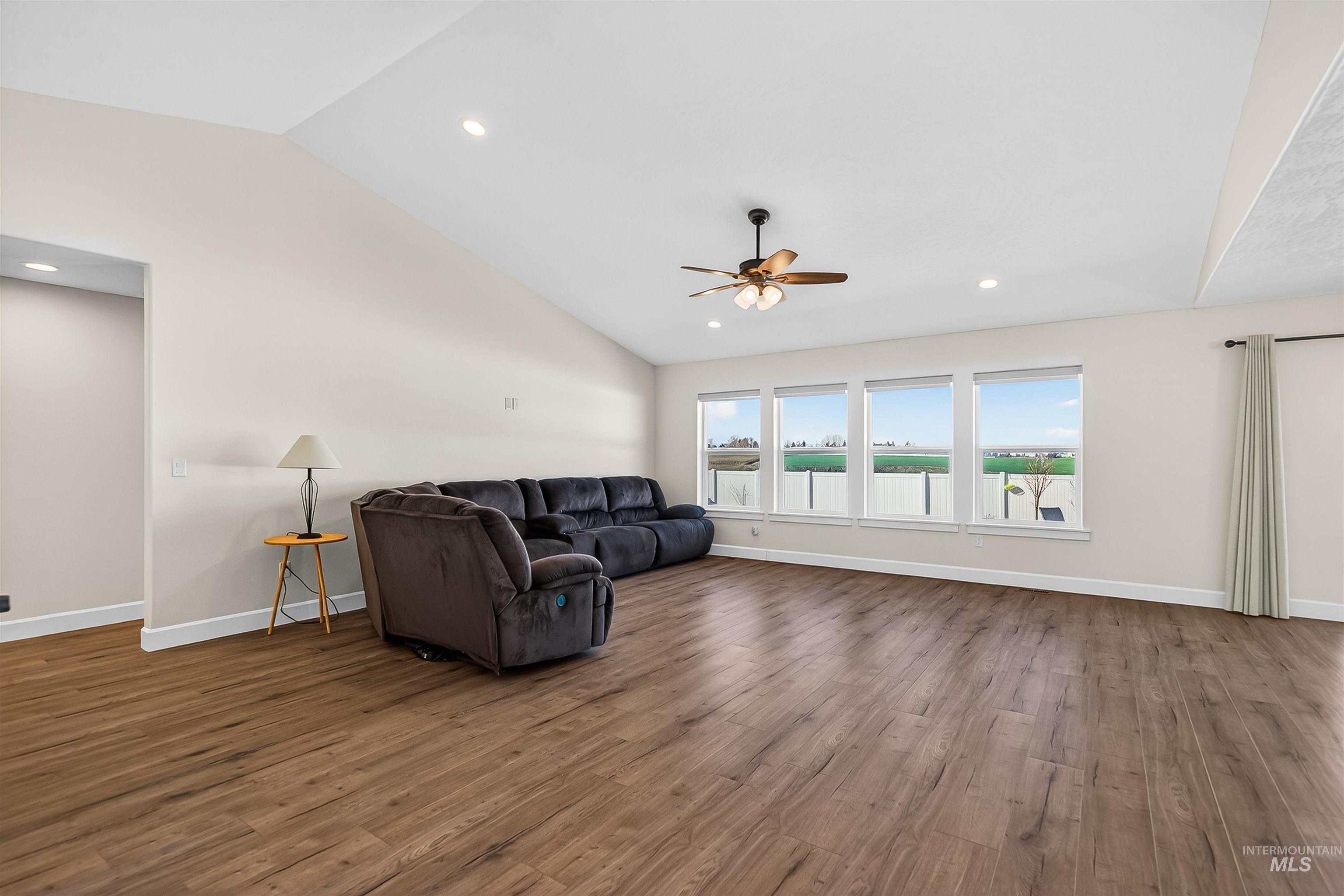 3208 Parkridge Way, Lewiston, Idaho 83501, 3 Bedrooms, 2 Bathrooms, Residential For Sale, Price $545,000,MLS 98976929