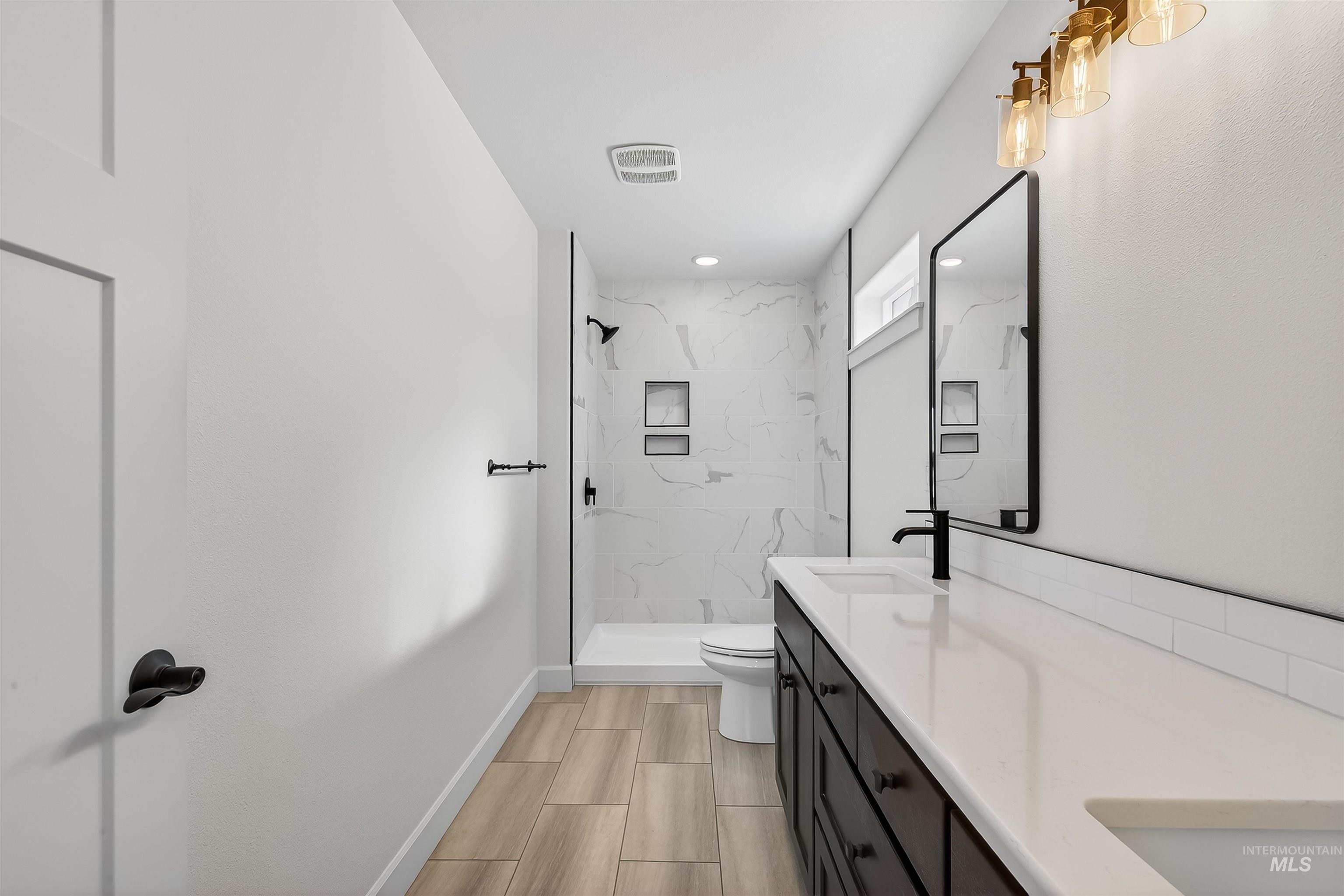 3208 Parkridge Way, Lewiston, Idaho 83501, 3 Bedrooms, 2 Bathrooms, Residential For Sale, Price $545,000,MLS 98976929