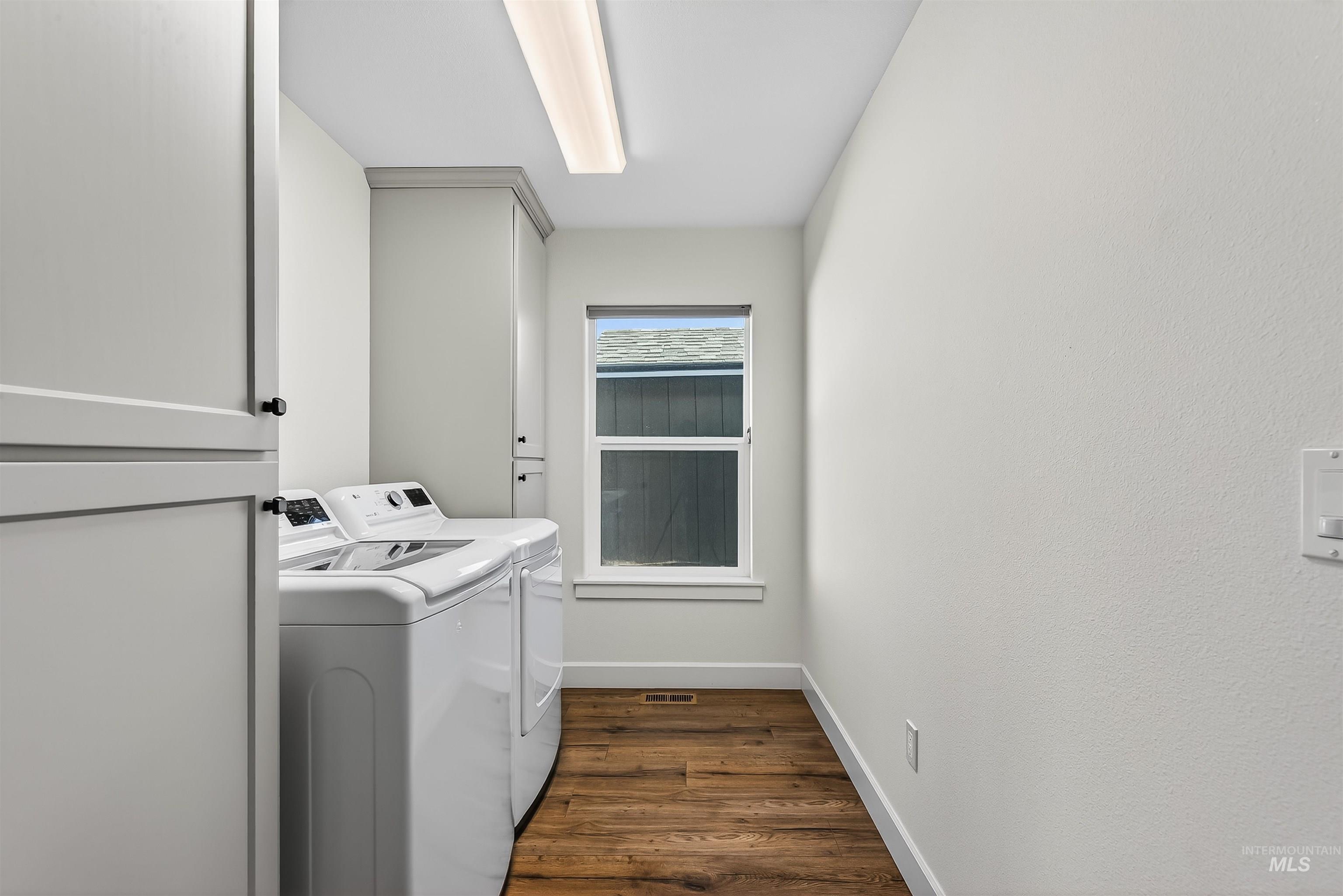 3208 Parkridge Way, Lewiston, Idaho 83501, 3 Bedrooms, 2 Bathrooms, Residential For Sale, Price $545,000,MLS 98976929