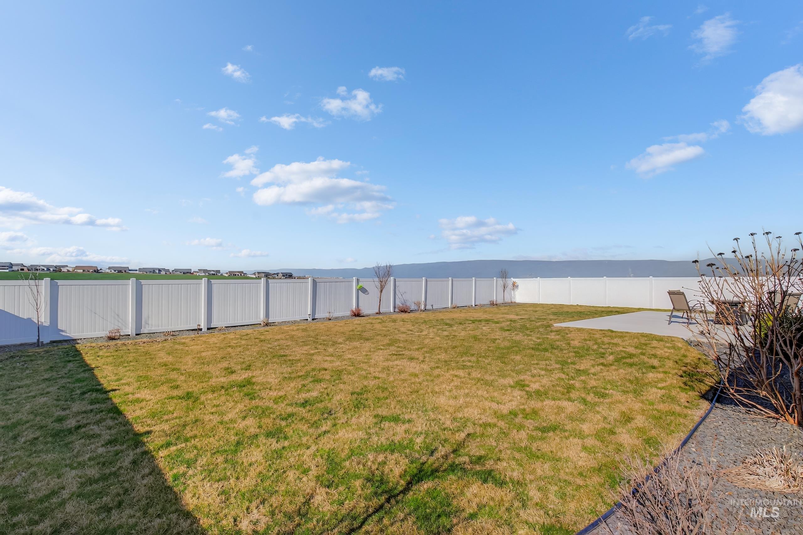 3208 Parkridge Way, Lewiston, Idaho 83501, 3 Bedrooms, 2 Bathrooms, Residential For Sale, Price $545,000,MLS 98976929