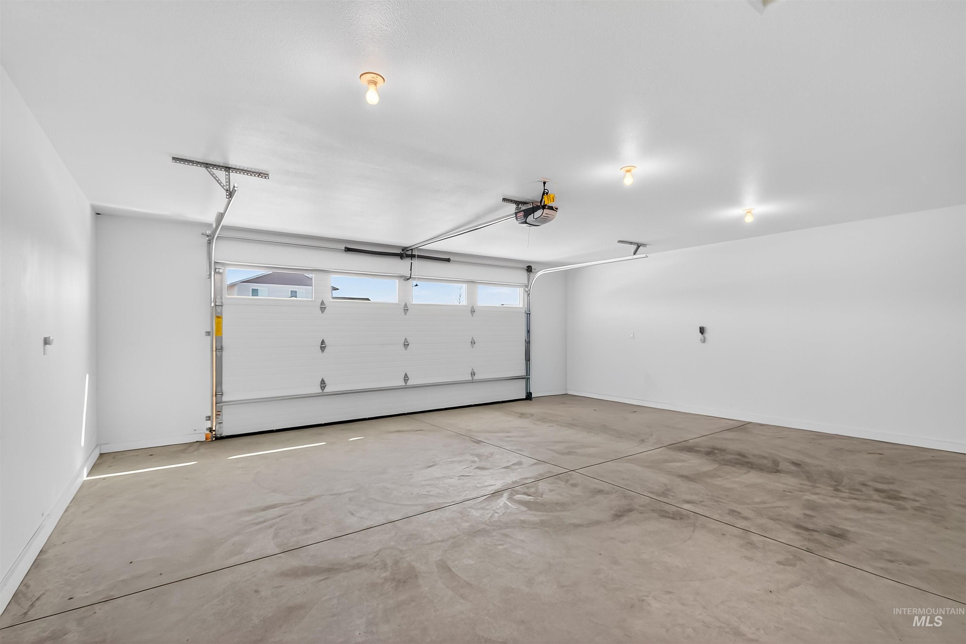 3208 Parkridge Way, Lewiston, Idaho 83501, 3 Bedrooms, 2 Bathrooms, Residential For Sale, Price $545,000,MLS 98976929