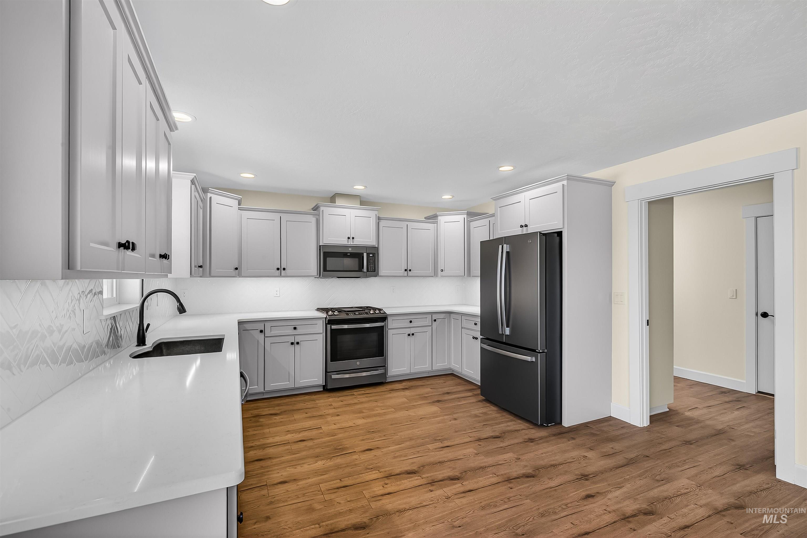 3208 Parkridge Way, Lewiston, Idaho 83501, 3 Bedrooms, 2 Bathrooms, Residential For Sale, Price $545,000,MLS 98976929