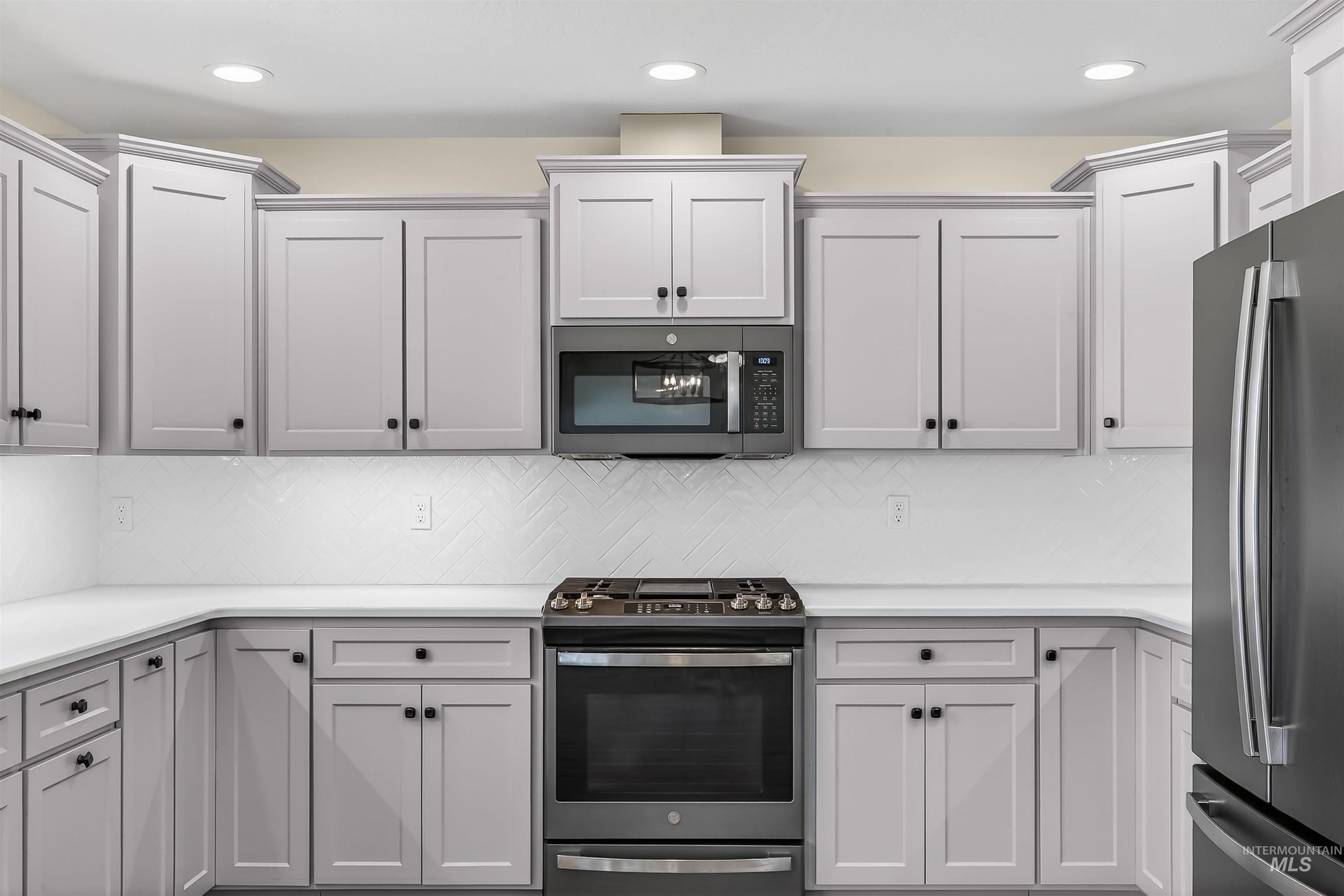 3208 Parkridge Way, Lewiston, Idaho 83501, 3 Bedrooms, 2 Bathrooms, Residential For Sale, Price $545,000,MLS 98976929