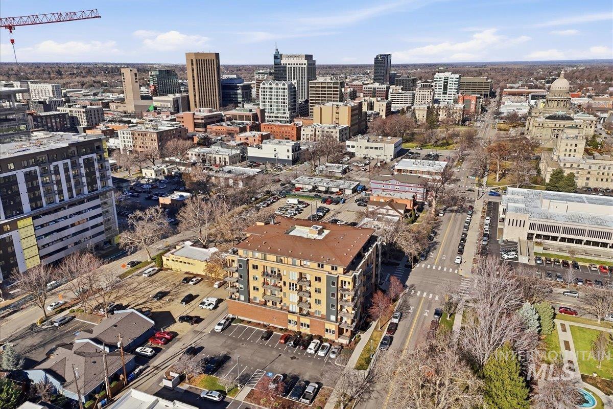 323 W Jefferson St., Boise, Idaho 83702, 2 Bedrooms, 2 Bathrooms, Residential For Sale, Price $829,900,MLS 98976931