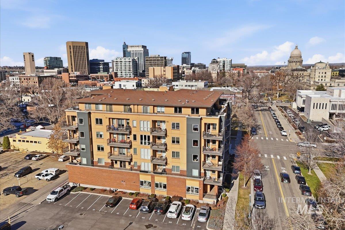 323 W Jefferson St., Boise, Idaho 83702, 2 Bedrooms, 2 Bathrooms, Residential For Sale, Price $829,900,MLS 98976931