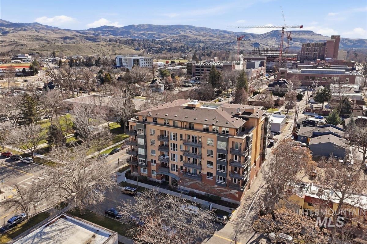 323 W Jefferson St., Boise, Idaho 83702, 2 Bedrooms, 2 Bathrooms, Residential For Sale, Price $829,900,MLS 98976931