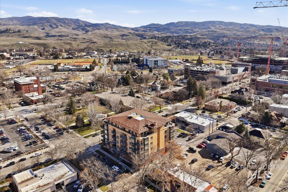 323 W Jefferson St., Boise, Idaho 83702, 2 Bedrooms, 2 Bathrooms, Residential For Sale, Price $829,900,MLS 98976931