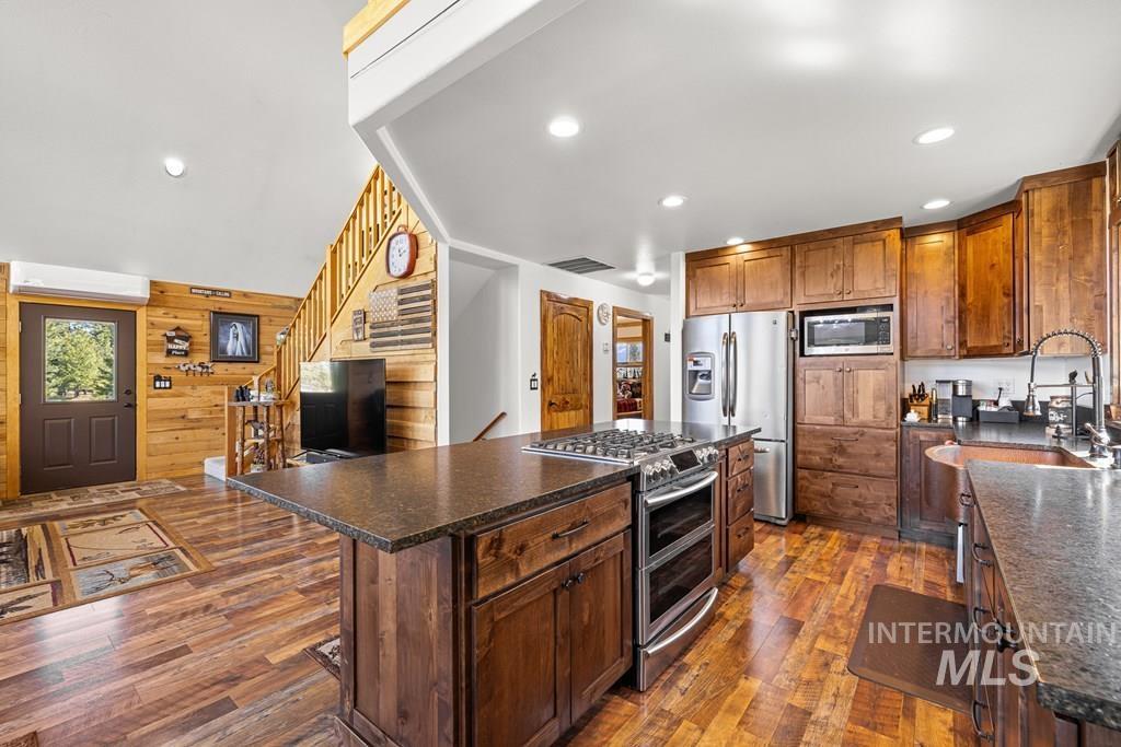 30 Redtail, McCall, Idaho 83638, 4 Bedrooms, 3 Bathrooms, Residential For Sale, Price $1,975,000,MLS 98976932