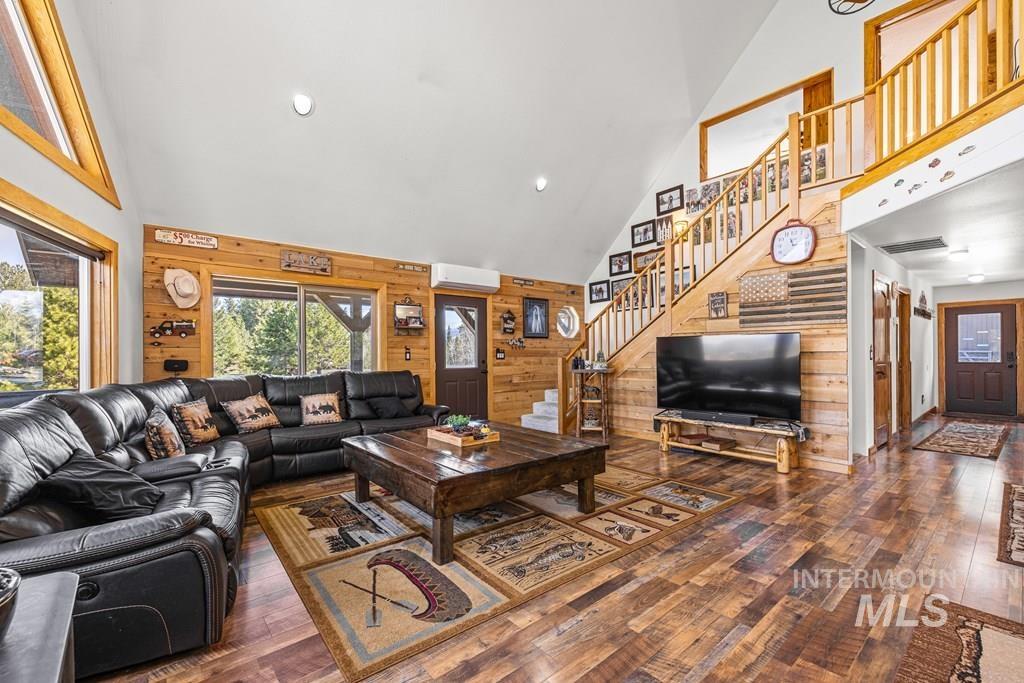 30 Redtail, McCall, Idaho 83638, 4 Bedrooms, 3 Bathrooms, Residential For Sale, Price $1,975,000,MLS 98976932