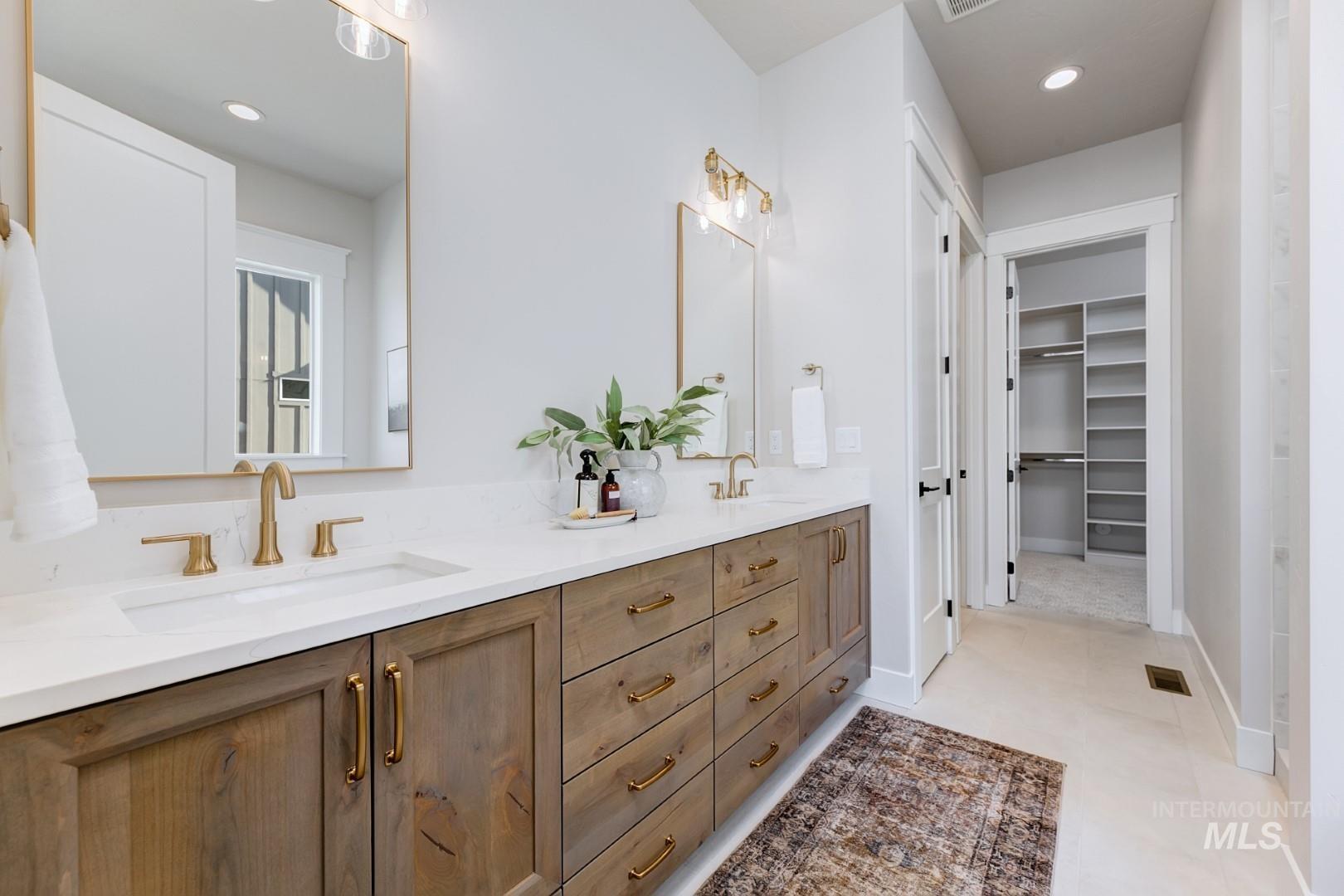 6324 W Evita St, Eagle, Idaho 83616, 3 Bedrooms, 2.5 Bathrooms, Residential For Sale, Price $999,900, 98976933