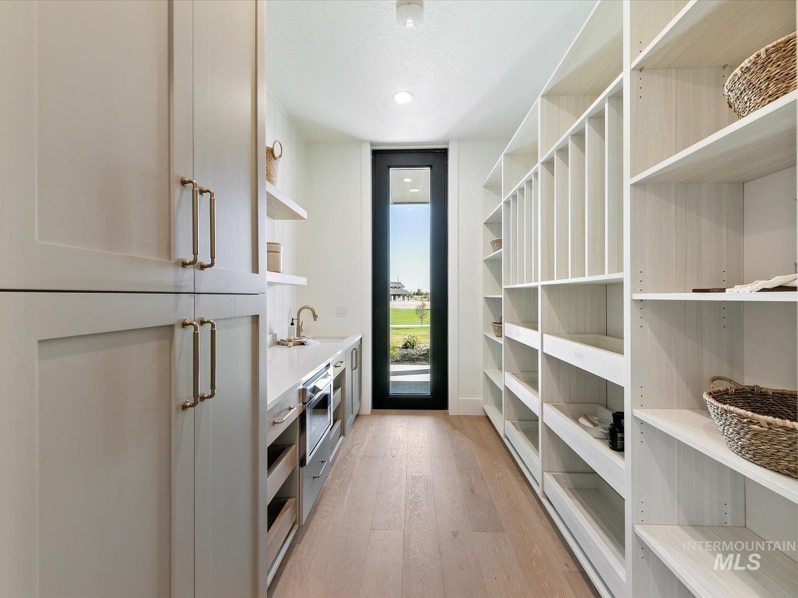 3470 N Harvest Moon Way, Eagle, Idaho 83616, 4 Bedrooms, 3.5 Bathrooms, Residential For Sale, Price $2,325,000,MLS 98976935