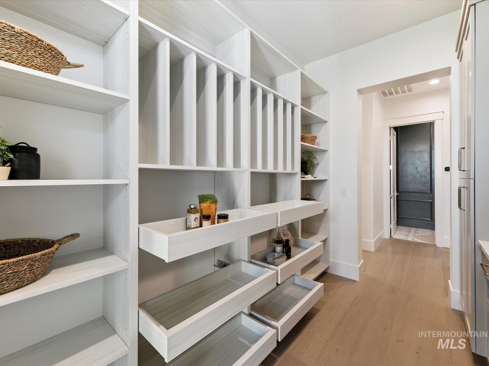 3470 N Harvest Moon Way, Eagle, Idaho 83616, 4 Bedrooms, 3.5 Bathrooms, Residential For Sale, Price $2,325,000,MLS 98976935