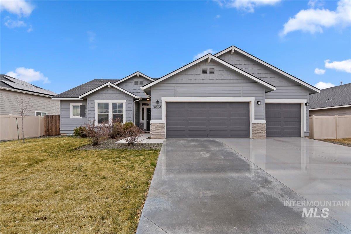 2684 N Iditarod Way, Kuna, Idaho 83634, 4 Bedrooms, 2 Bathrooms, Residential For Sale, Price $489,900,MLS 98976936