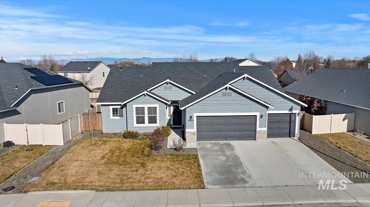 2684 N Iditarod Way, Kuna, Idaho 83634, 4 Bedrooms, 2 Bathrooms, Residential For Sale, Price $489,900,MLS 98976936