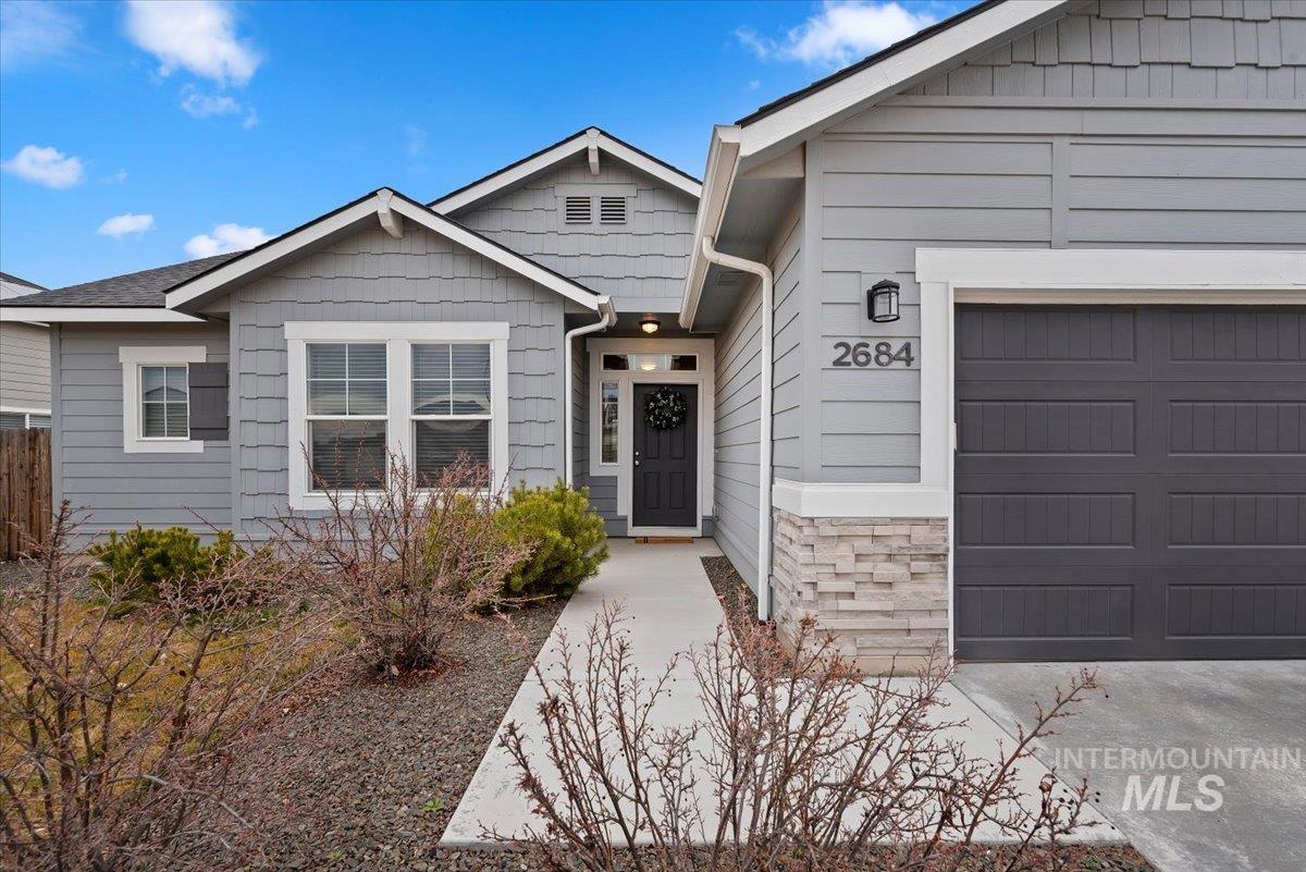 2684 N Iditarod Way, Kuna, Idaho 83634, 4 Bedrooms, 2 Bathrooms, Residential For Sale, Price $489,900,MLS 98976936