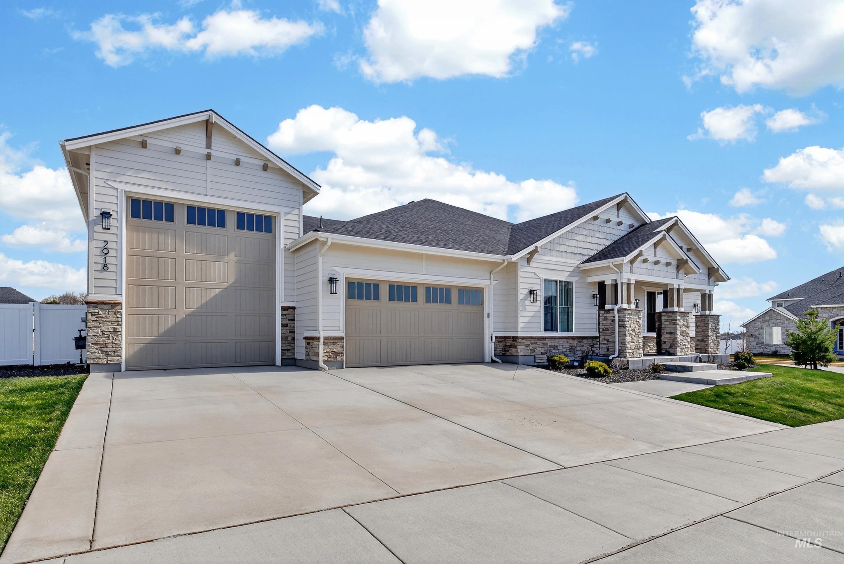 2918 N Starhaven Ave, Star, Idaho 83669, 3 Bedrooms, 2.5 Bathrooms, Residential For Sale, Price $989,000, 98976937