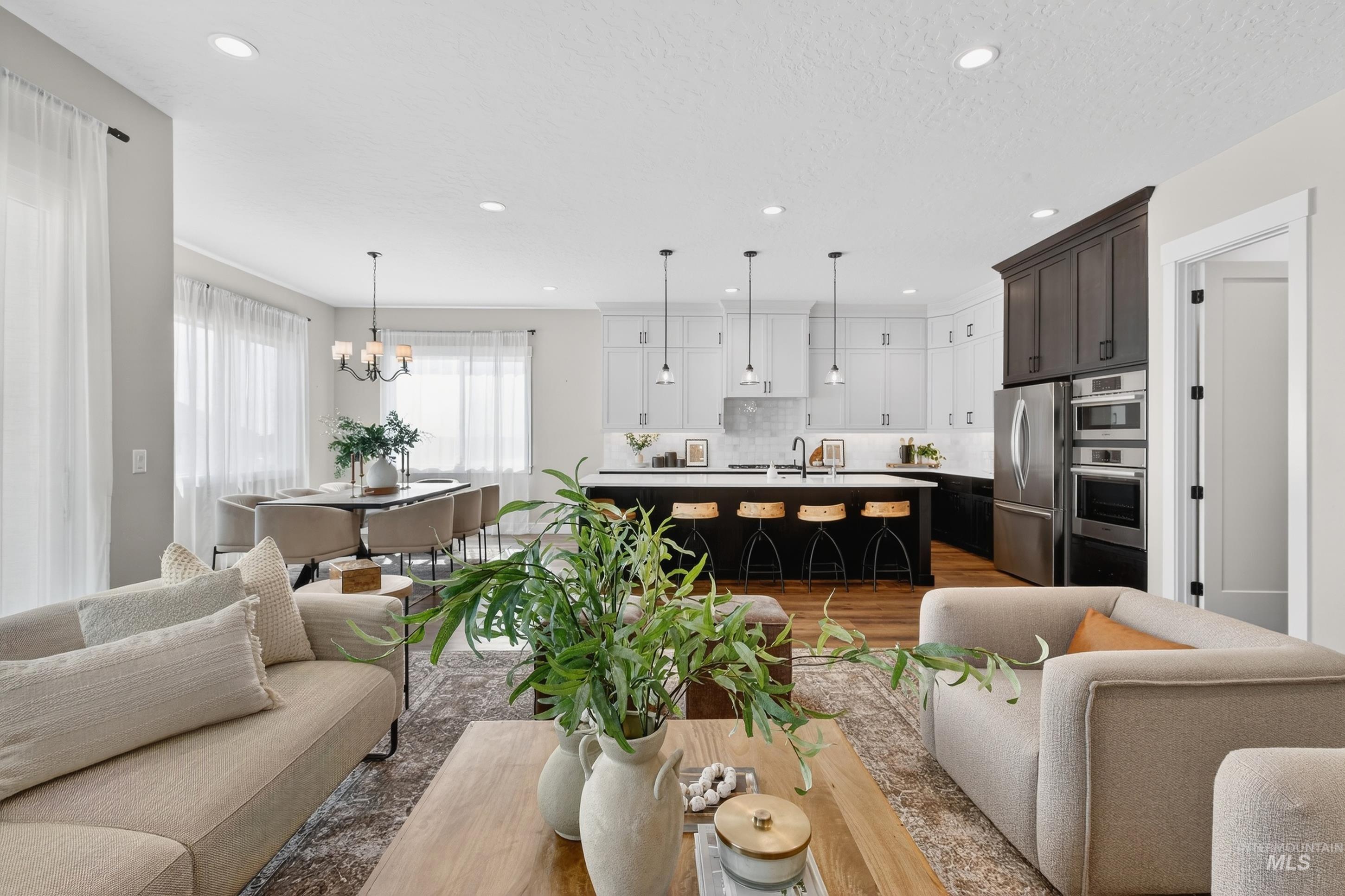 2918 N Starhaven Ave, Star, Idaho 83669, 3 Bedrooms, 2.5 Bathrooms, Residential For Sale, Price $989,000, 98976937