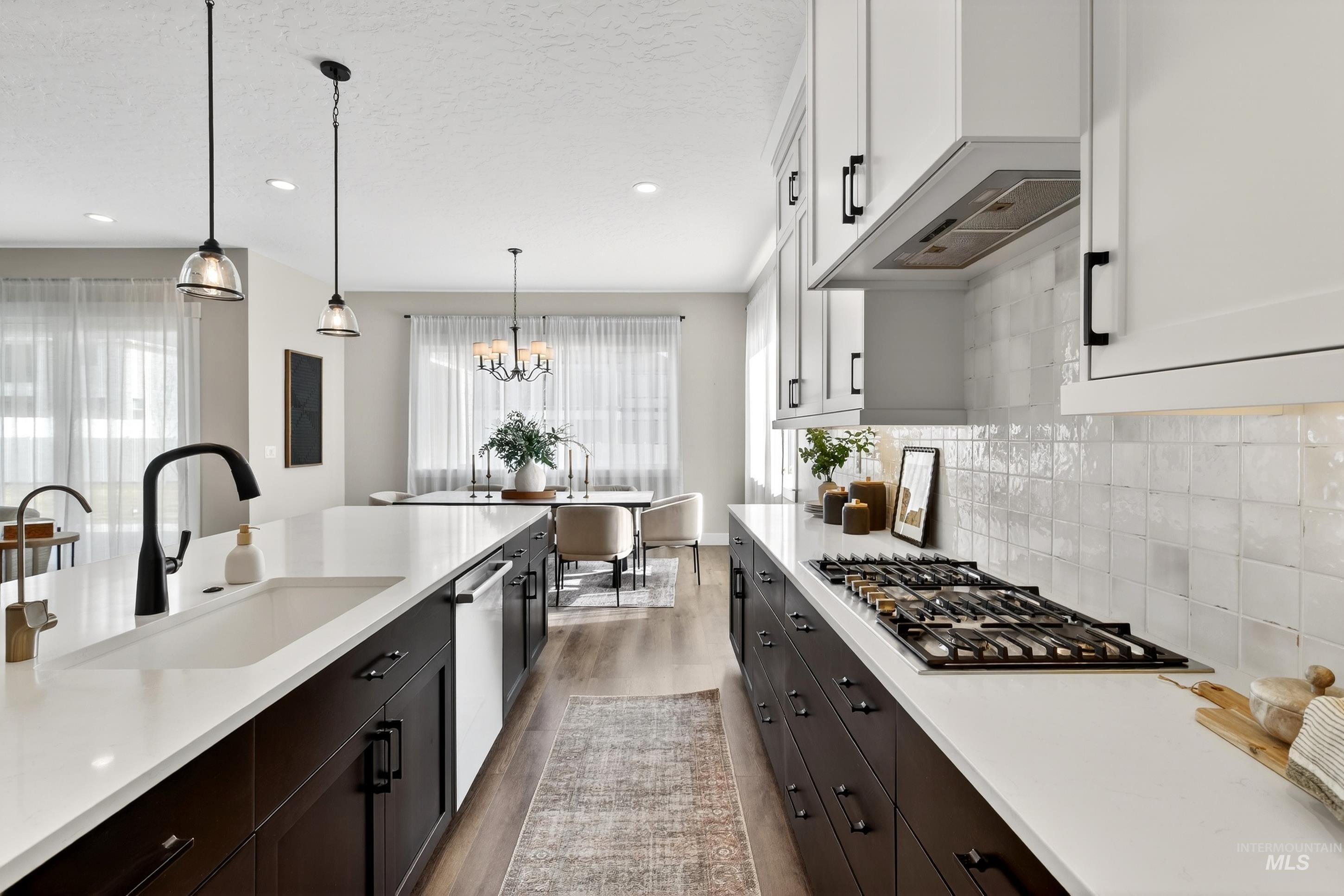 2918 N Starhaven Ave, Star, Idaho 83669, 3 Bedrooms, 2.5 Bathrooms, Residential For Sale, Price $989,000, 98976937