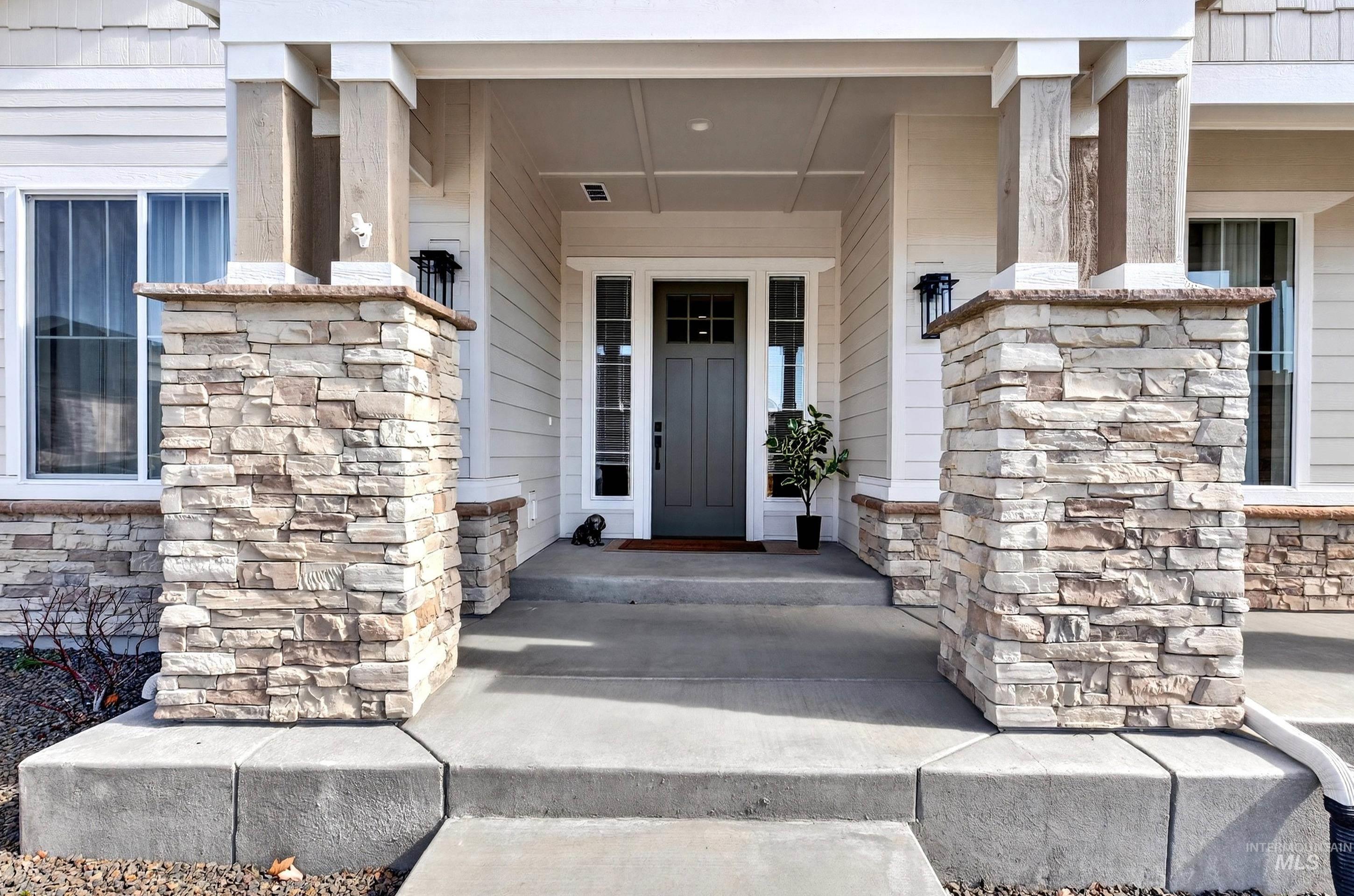 2918 N Starhaven Ave, Star, Idaho 83669, 3 Bedrooms, 2.5 Bathrooms, Residential For Sale, Price $989,000, 98976937