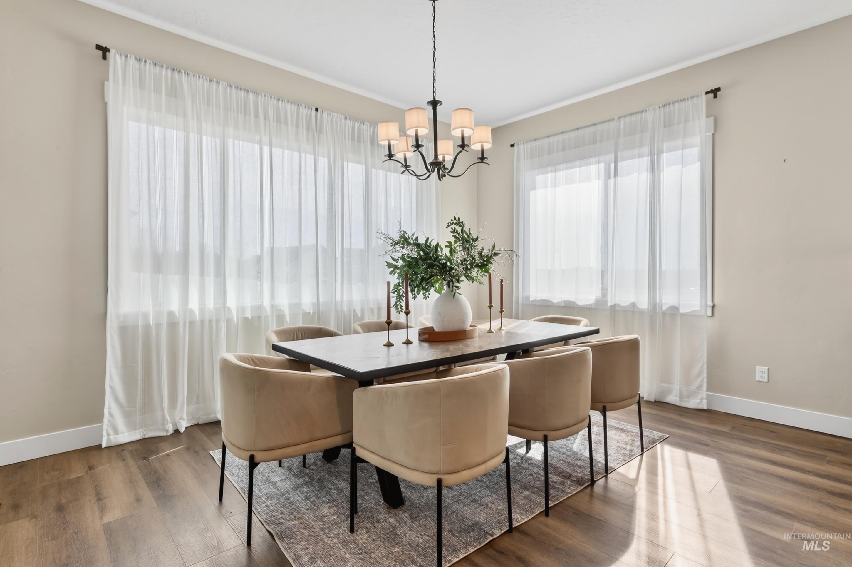 2918 N Starhaven Ave, Star, Idaho 83669, 3 Bedrooms, 2.5 Bathrooms, Residential For Sale, Price $989,000, 98976937