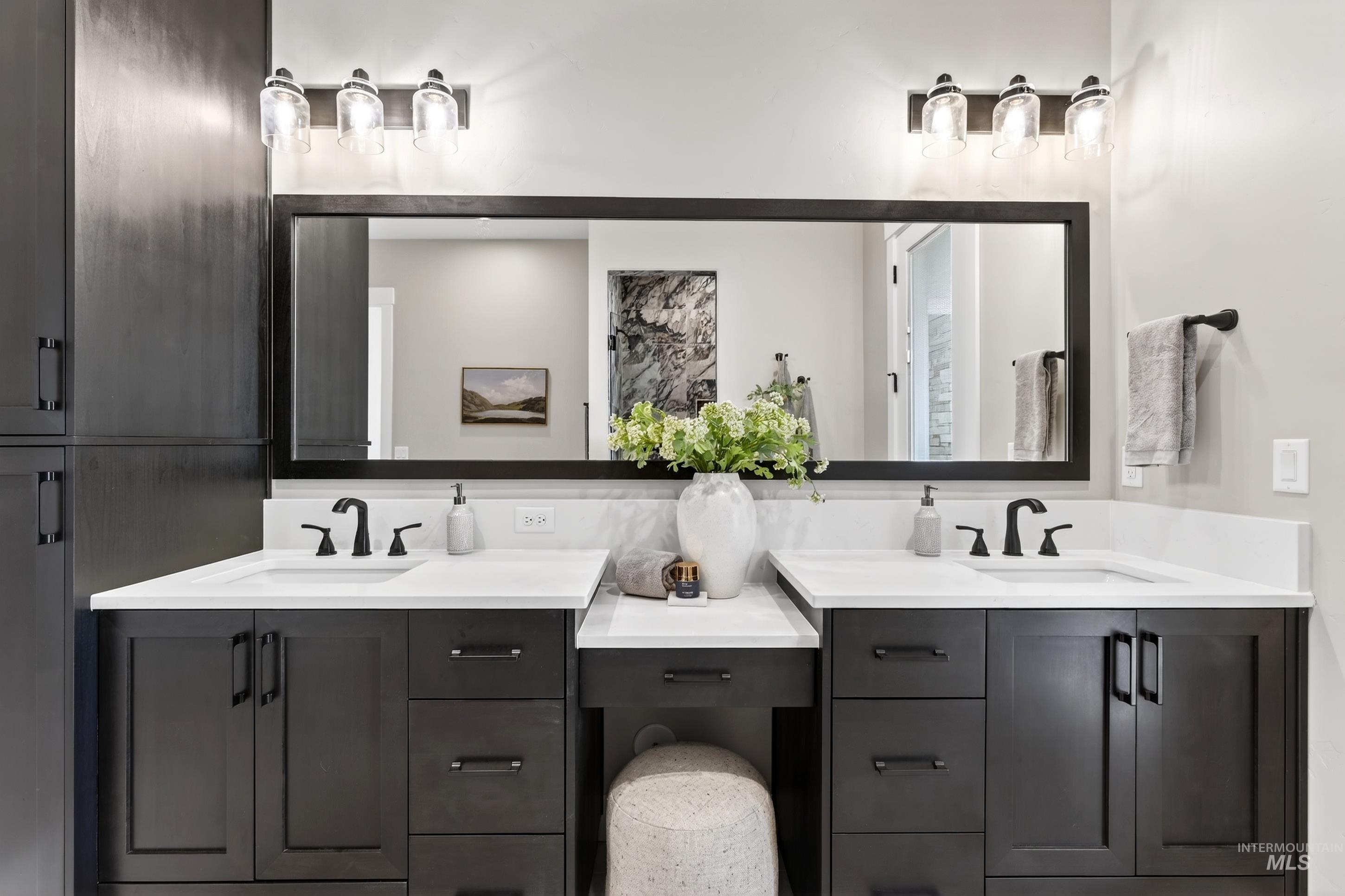 2918 N Starhaven Ave, Star, Idaho 83669, 3 Bedrooms, 2.5 Bathrooms, Residential For Sale, Price $989,000, 98976937