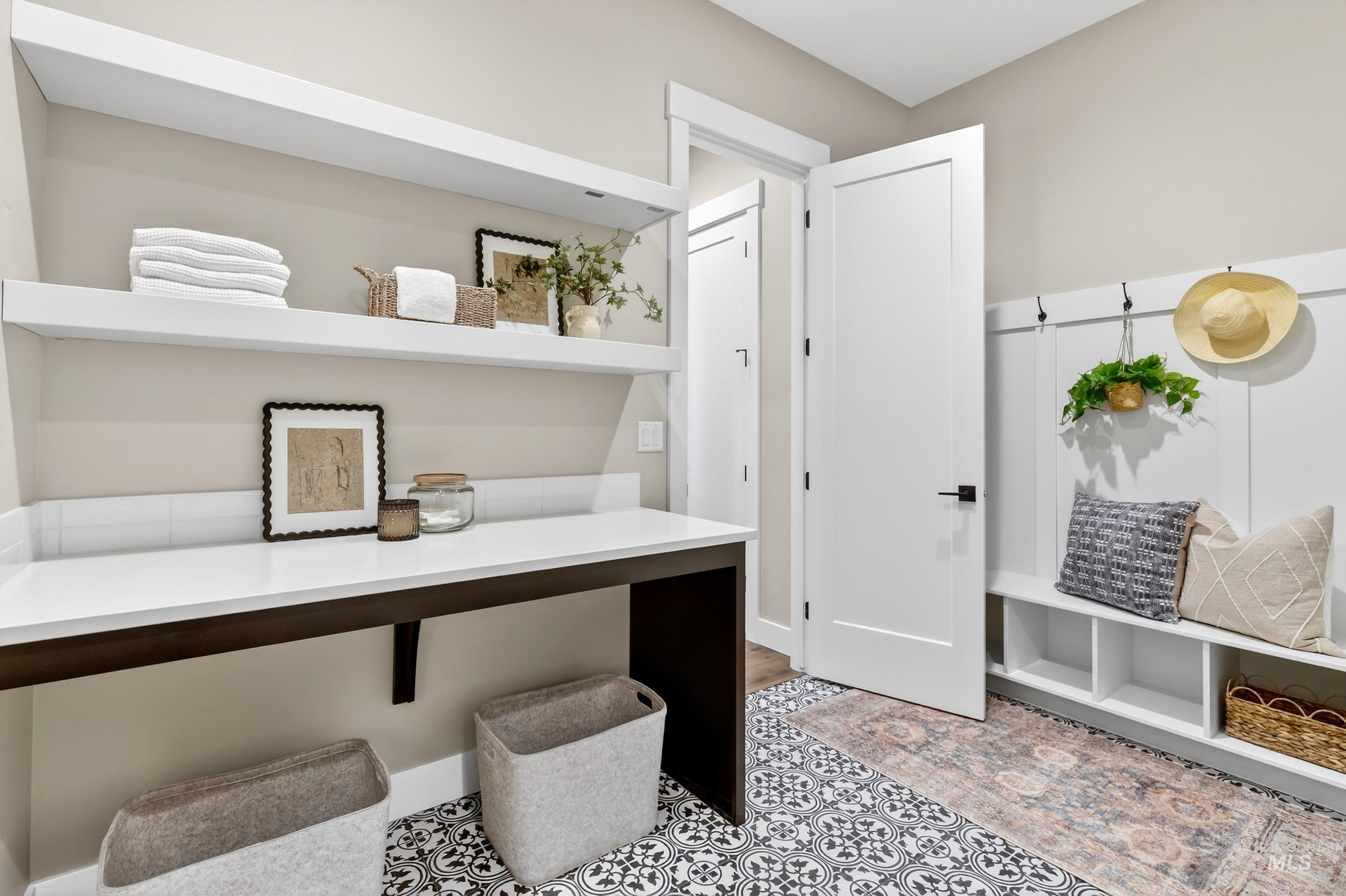 2918 N Starhaven Ave, Star, Idaho 83669, 3 Bedrooms, 2.5 Bathrooms, Residential For Sale, Price $989,000, 98976937