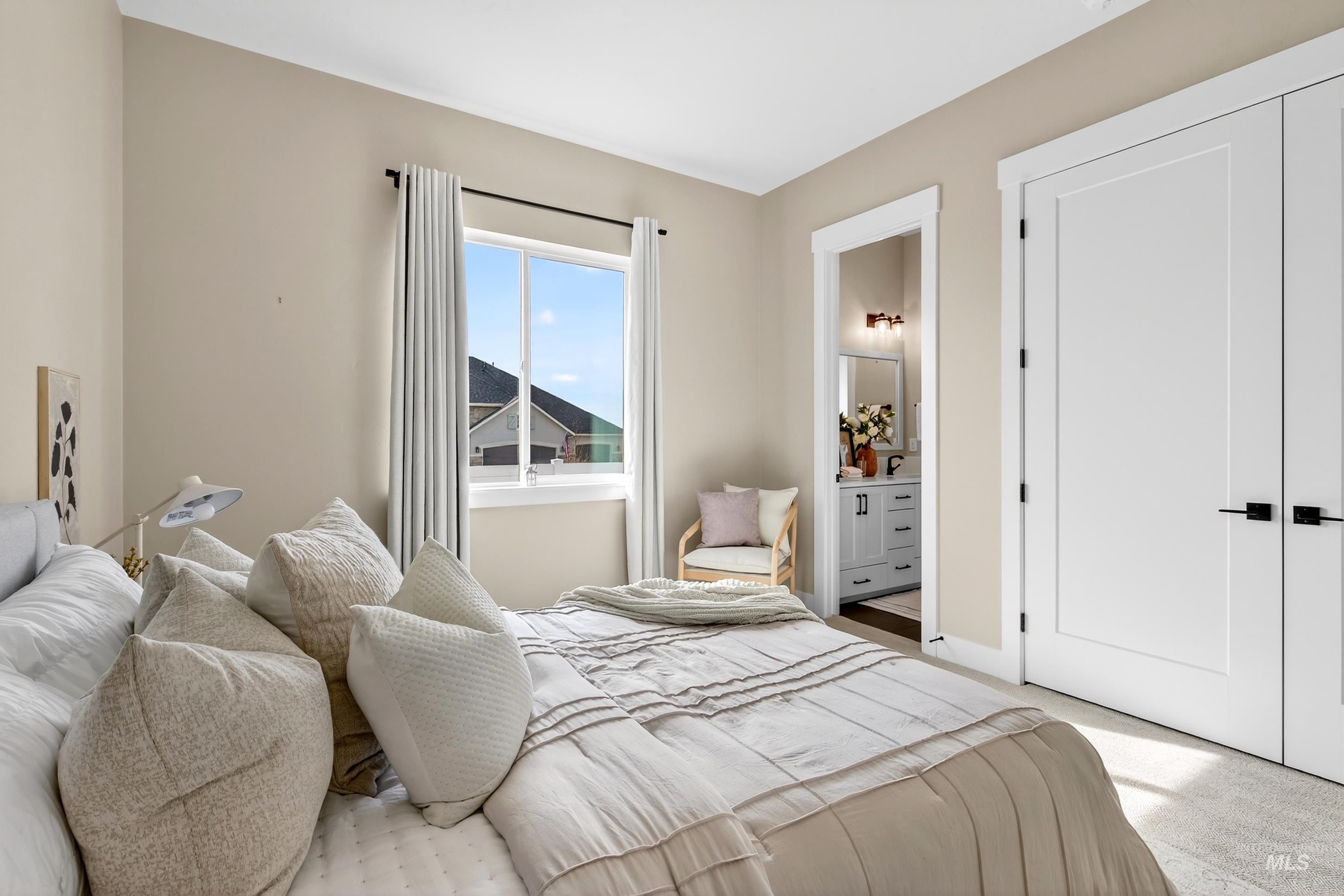 2918 N Starhaven Ave, Star, Idaho 83669, 3 Bedrooms, 2.5 Bathrooms, Residential For Sale, Price $989,000, 98976937