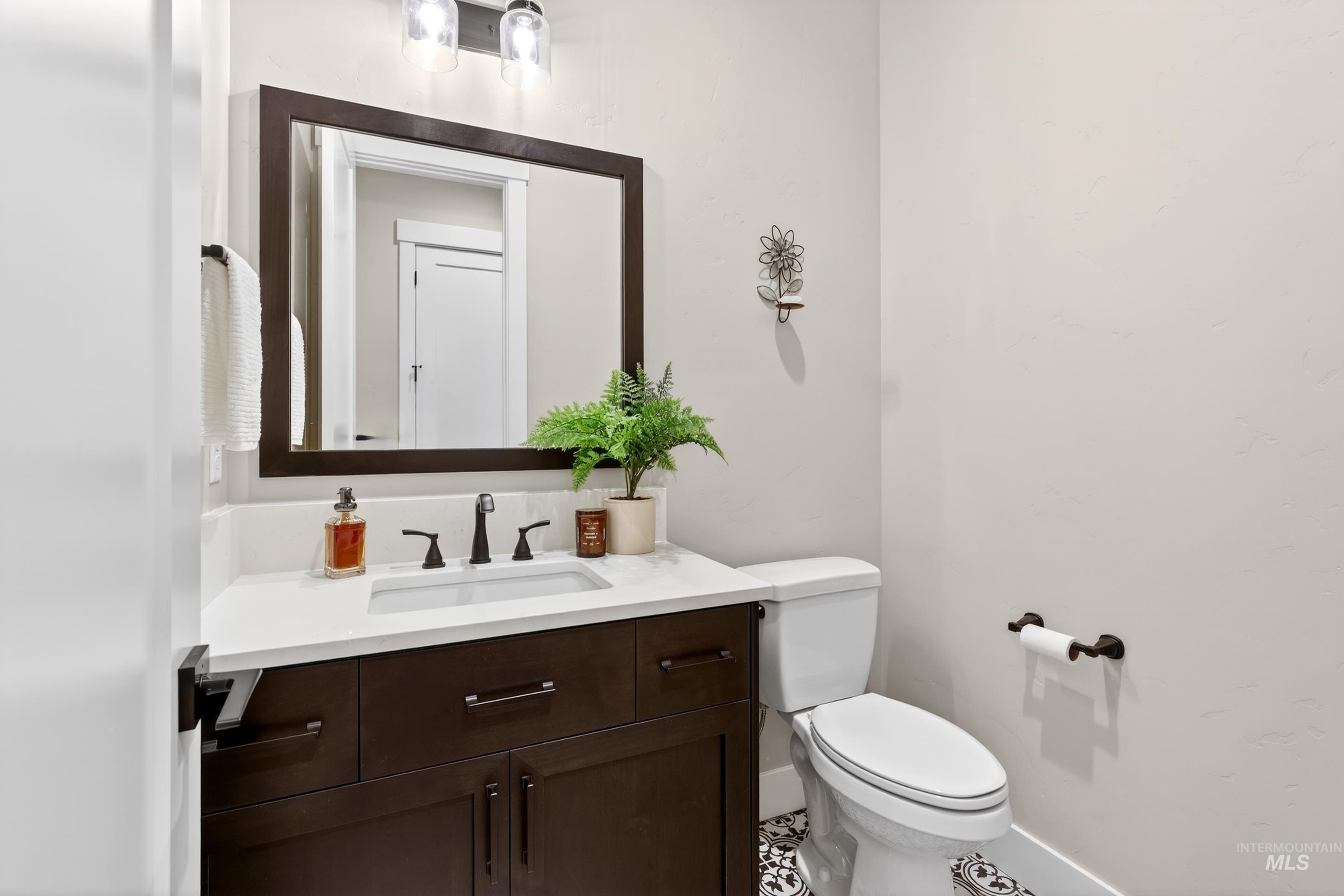 2918 N Starhaven Ave, Star, Idaho 83669, 3 Bedrooms, 2.5 Bathrooms, Residential For Sale, Price $989,000, 98976937