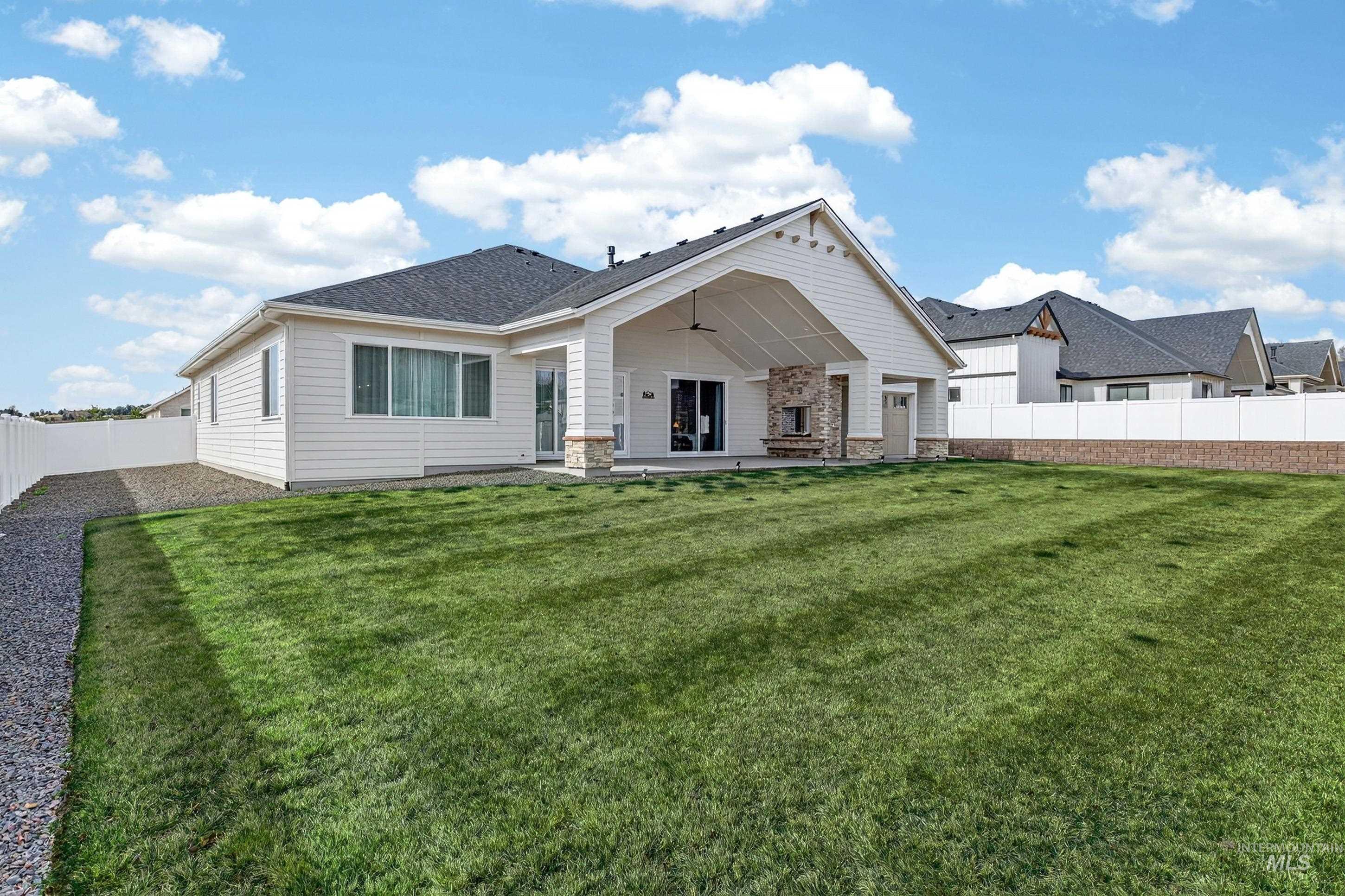 2918 N Starhaven Ave, Star, Idaho 83669, 3 Bedrooms, 2.5 Bathrooms, Residential For Sale, Price $989,000, 98976937