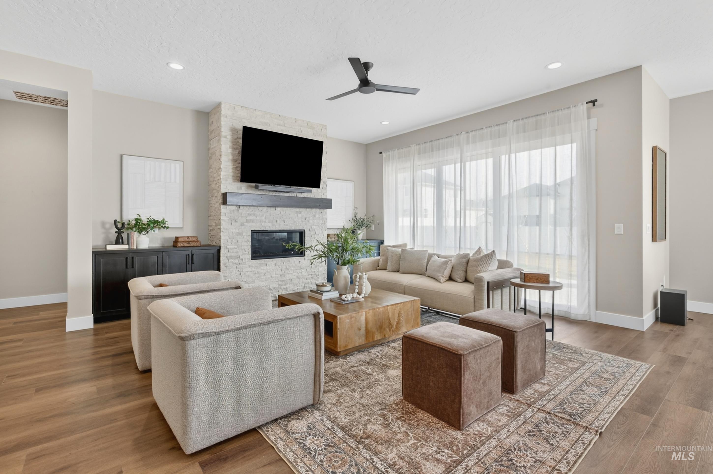 2918 N Starhaven Ave, Star, Idaho 83669, 3 Bedrooms, 2.5 Bathrooms, Residential For Sale, Price $989,000, 98976937